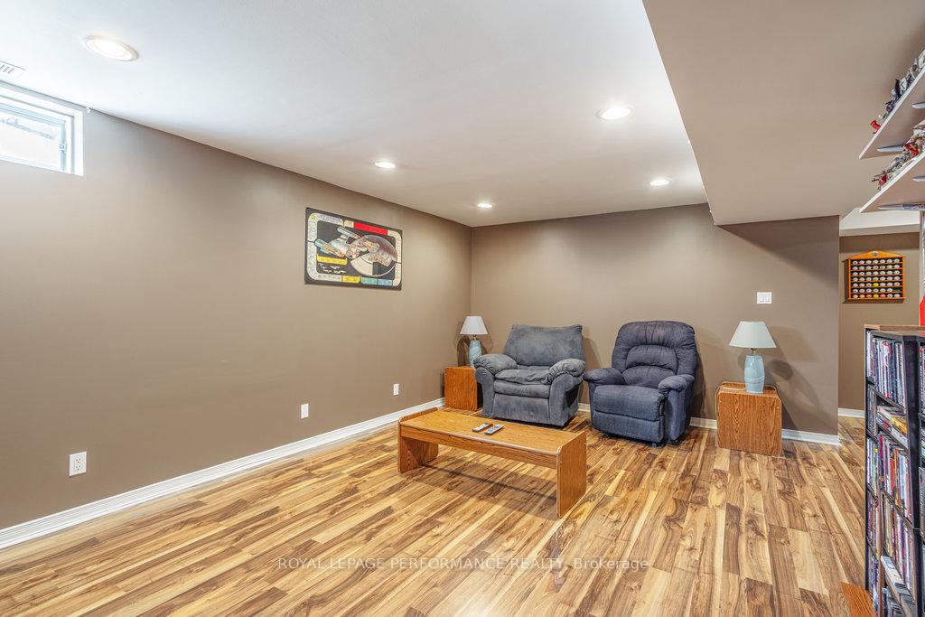 Photo 36 of 147 Grassy Plains Drive, Ottawa, Kanata - Emerald Meadows/Trailwest — HOMEH