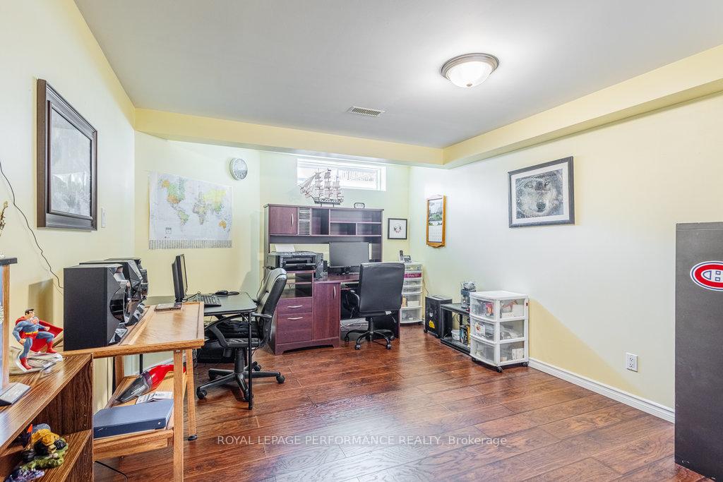 Photo 38 of 147 Grassy Plains Drive, Ottawa, Kanata - Emerald Meadows/Trailwest — HOMEH