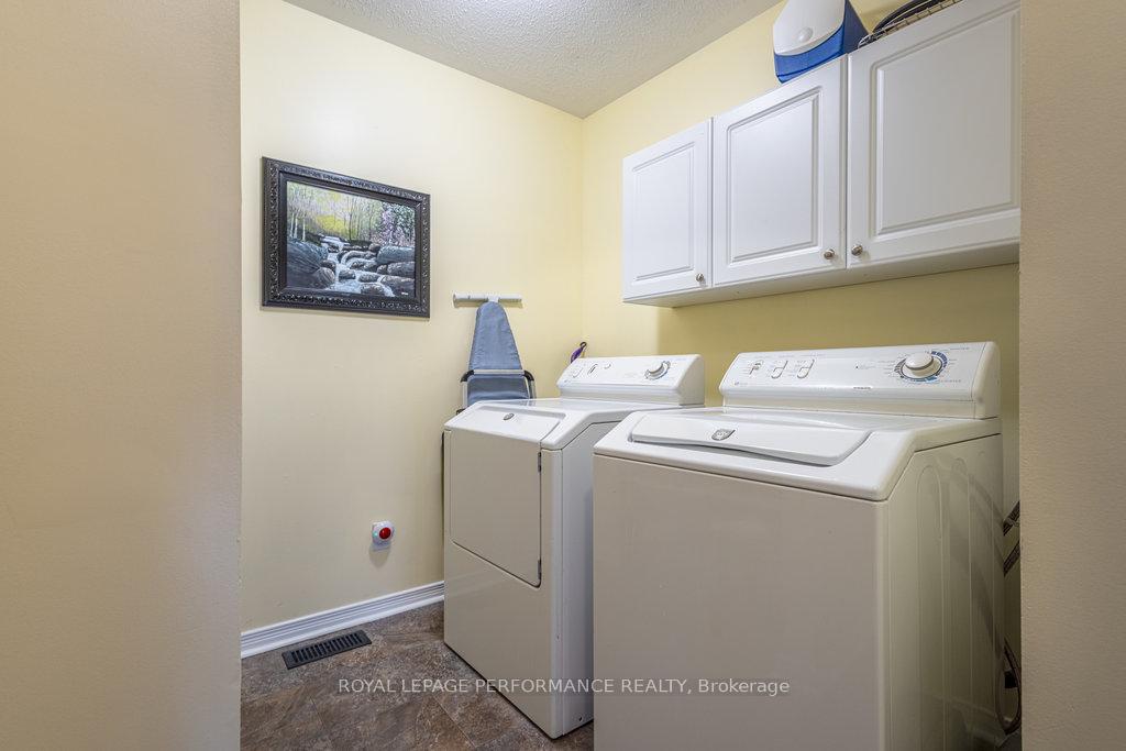 Photo 40 of 147 Grassy Plains Drive, Ottawa, Kanata - Emerald Meadows/Trailwest — HOMEH