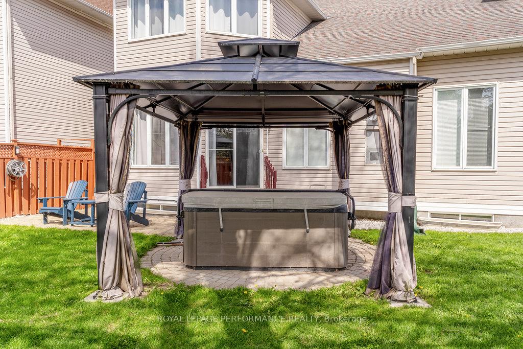 Photo 44 of 147 Grassy Plains Drive, Ottawa, Kanata - Emerald Meadows/Trailwest — HOMEH