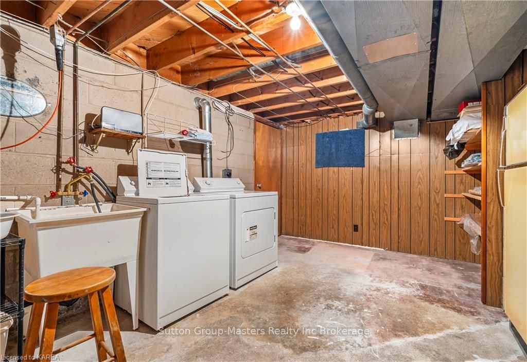 Photo 26 of 3 Morden Crescent, Loyalist, Amherstview — HOMEH
