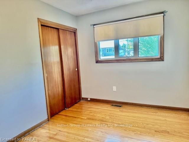 Photo 17 of 3 Morden Crescent, Loyalist, Amherstview — HOMEH