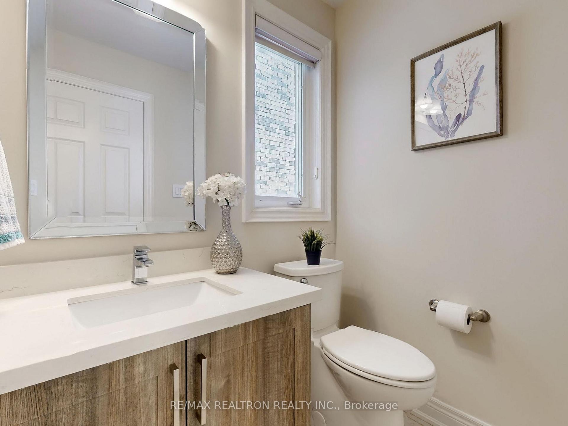 Photo 9 of 25 Walter Scott Crescent, Markham, Victoria Square — HOMEH