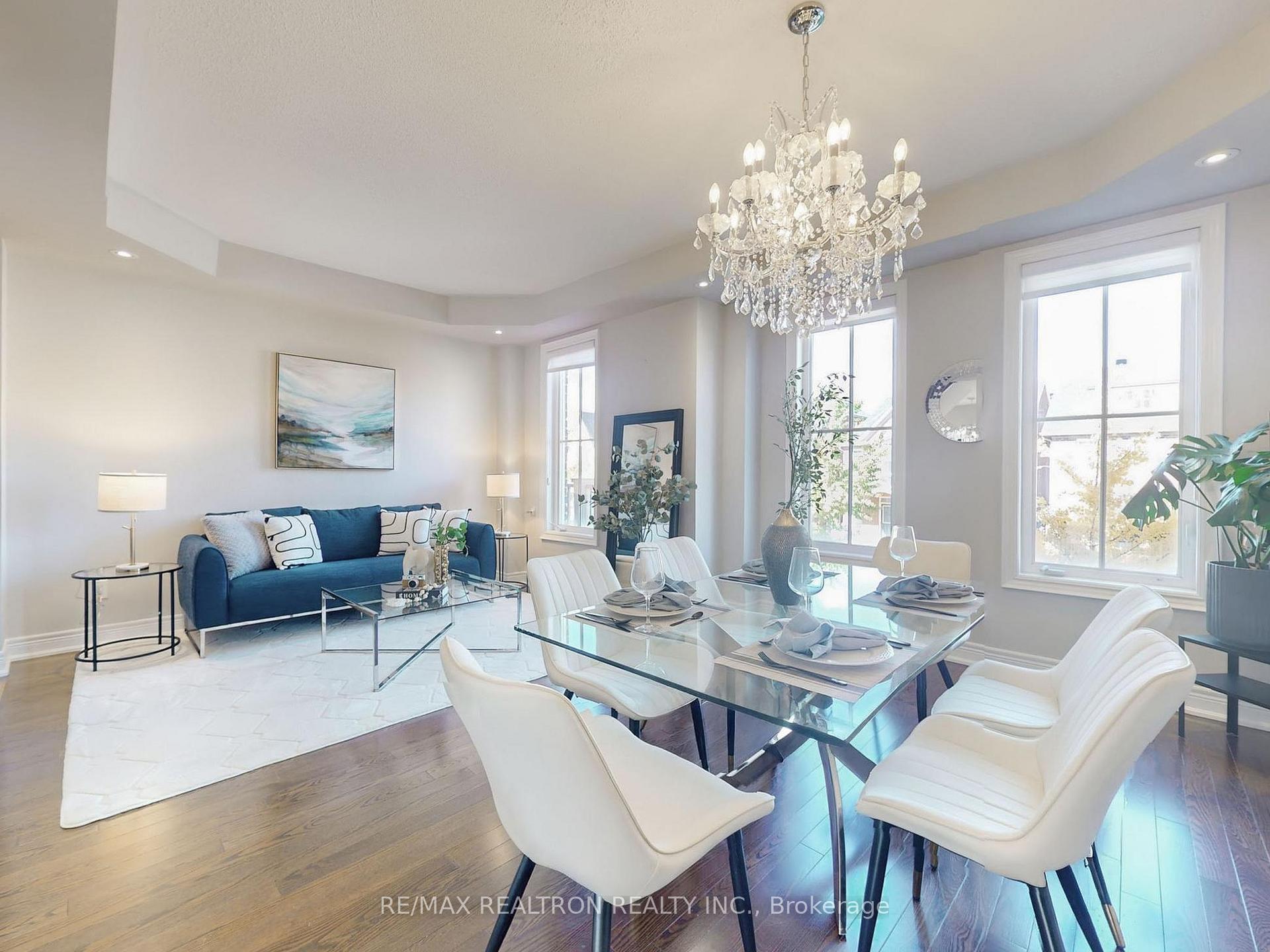 Photo 17 of 25 Walter Scott Crescent, Markham, Victoria Square — HOMEH