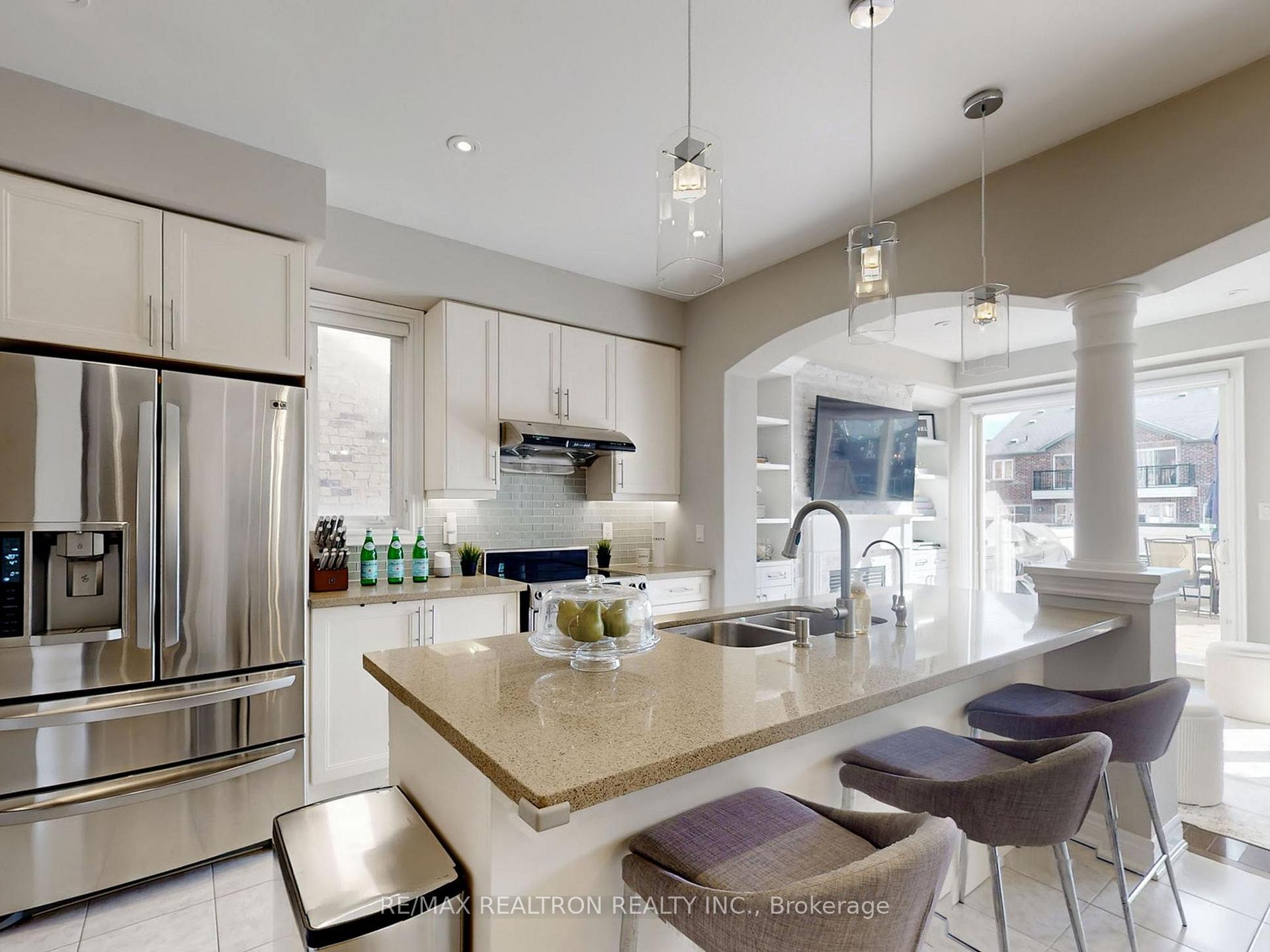 Photo 23 of 25 Walter Scott Crescent, Markham, Victoria Square — HOMEH