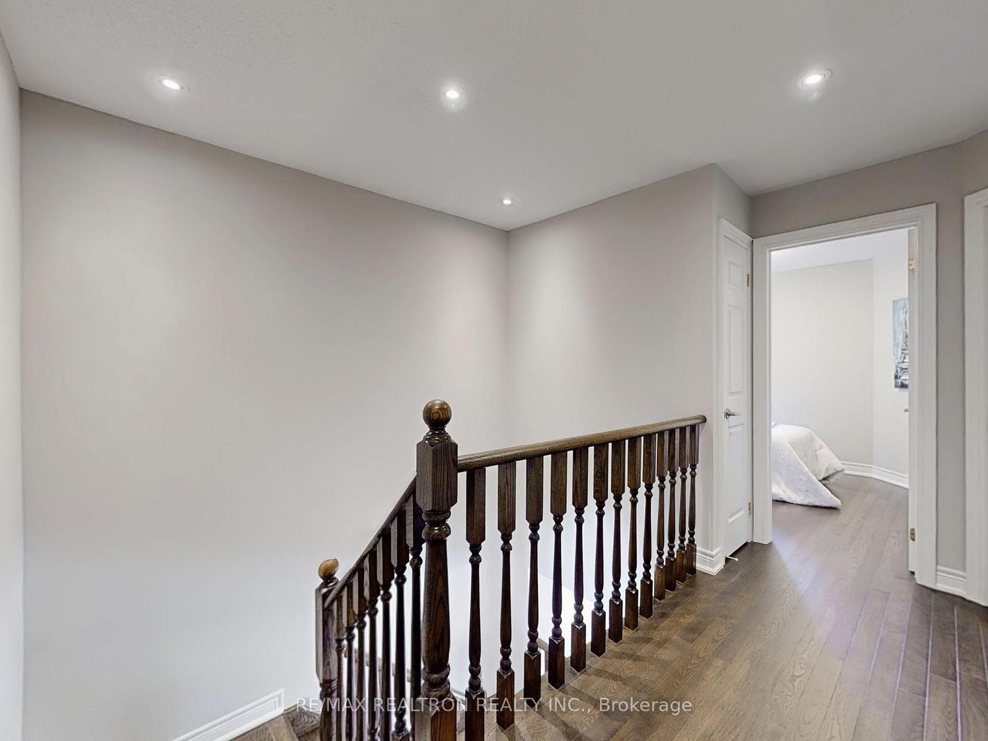 Photo 28 of 25 Walter Scott Crescent, Markham, Victoria Square — HOMEH