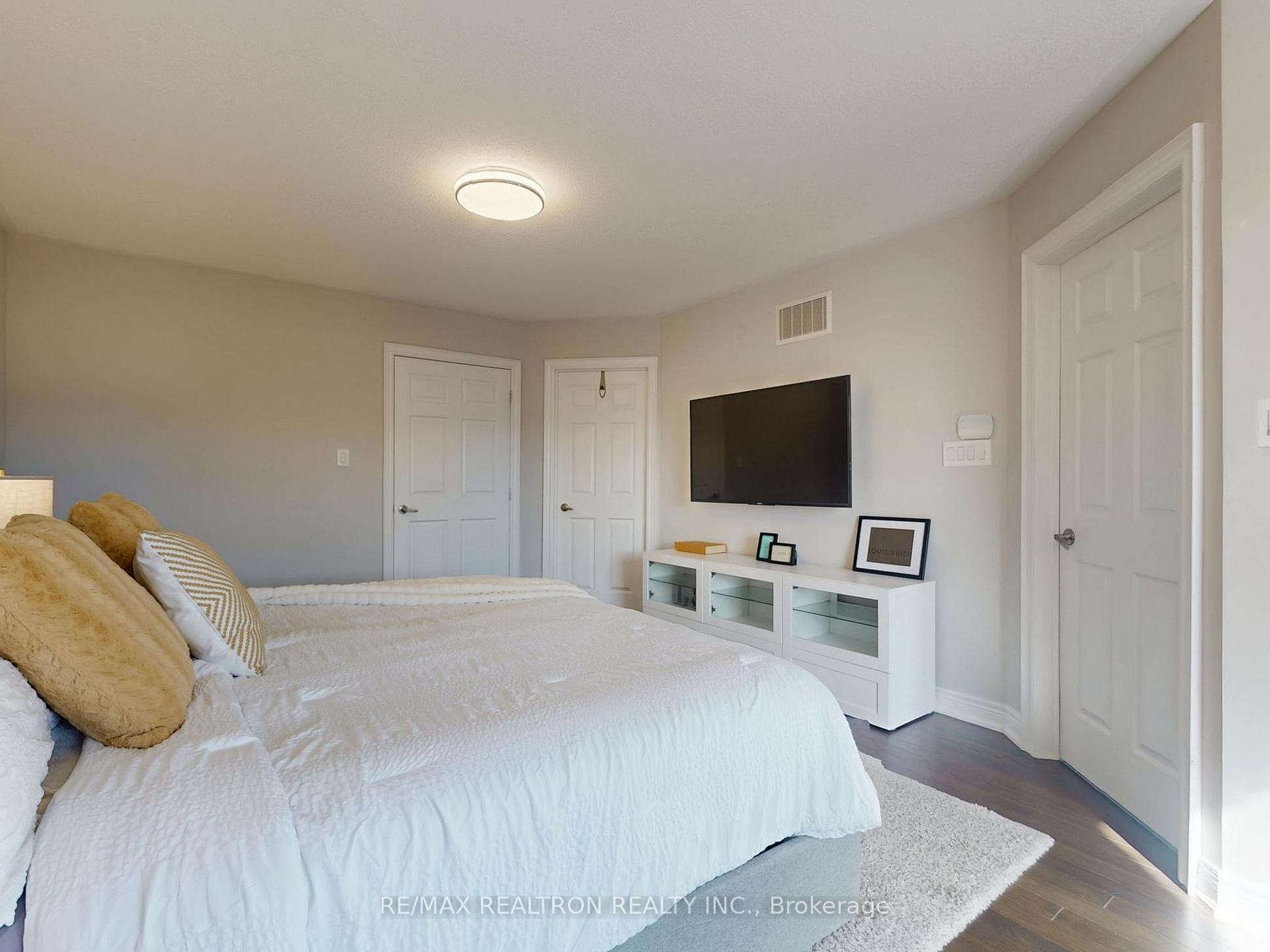 Photo 31 of 25 Walter Scott Crescent, Markham, Victoria Square — HOMEH