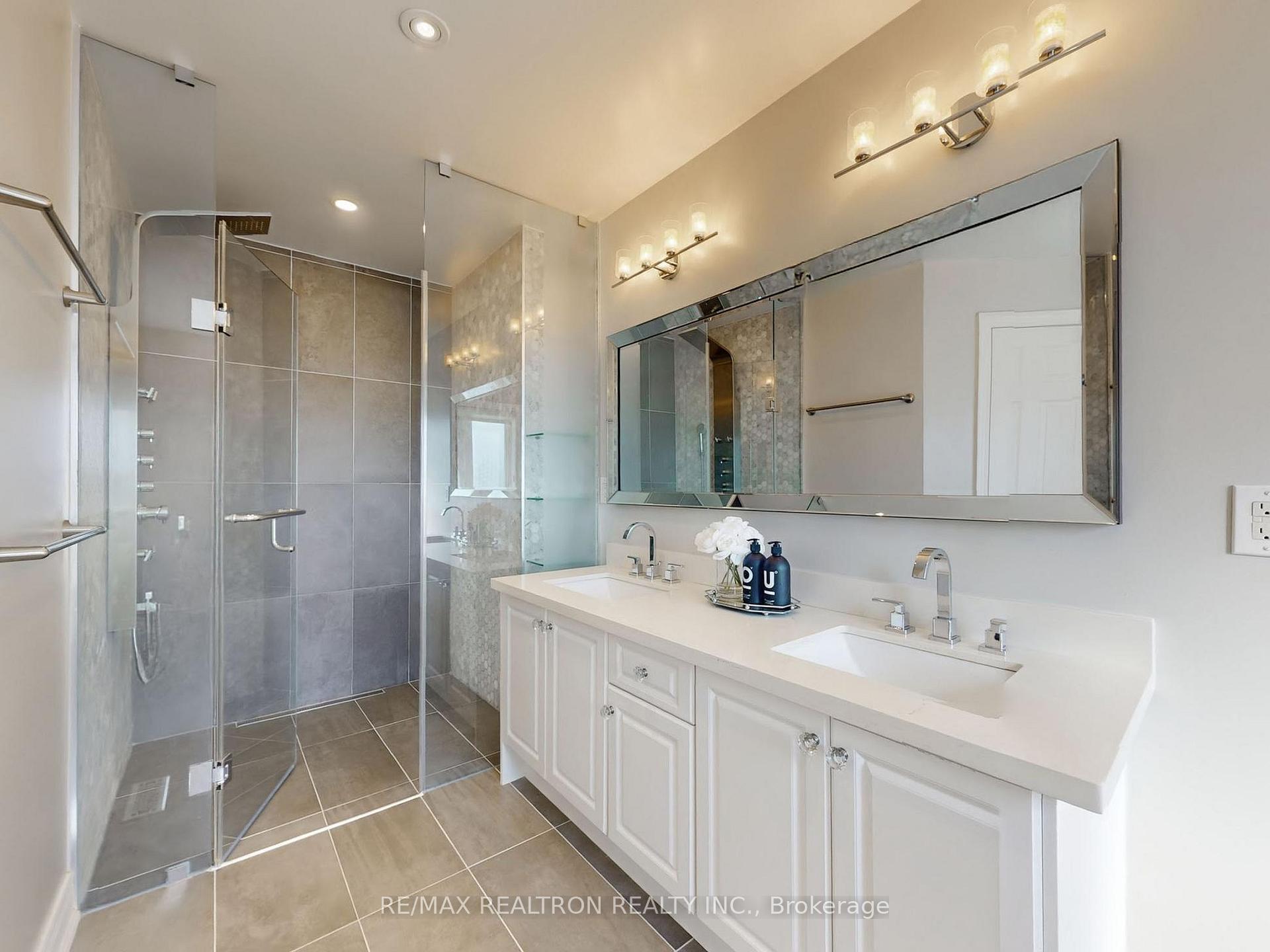 Photo 32 of 25 Walter Scott Crescent, Markham, Victoria Square — HOMEH
