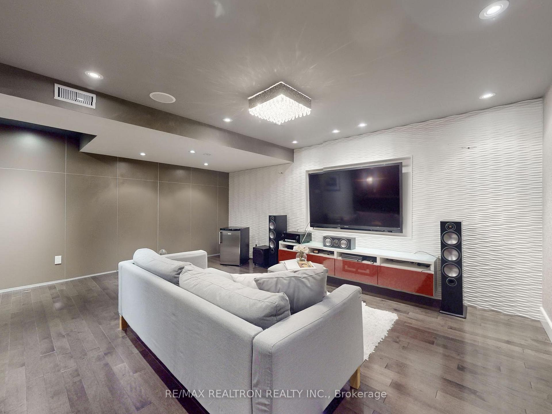 Photo 40 of 25 Walter Scott Crescent, Markham, Victoria Square — HOMEH