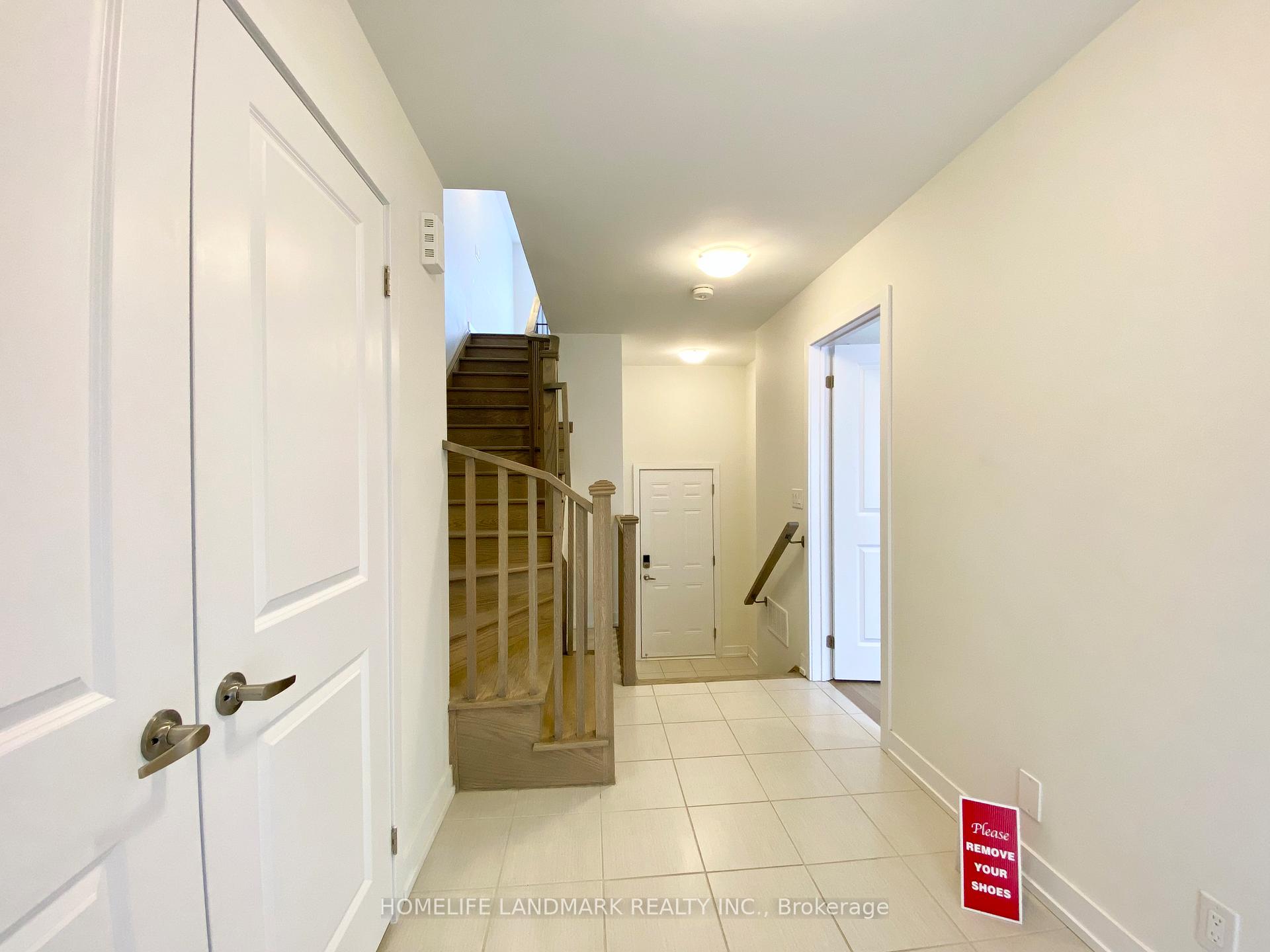 Photo 2 of 27 Guardhouse Crescent, Markham, Angus Glen — HOMEH