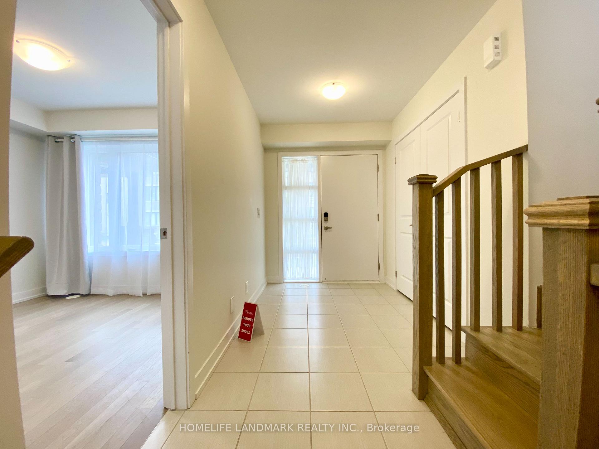 Photo 3 of 27 Guardhouse Crescent, Markham, Angus Glen — HOMEH