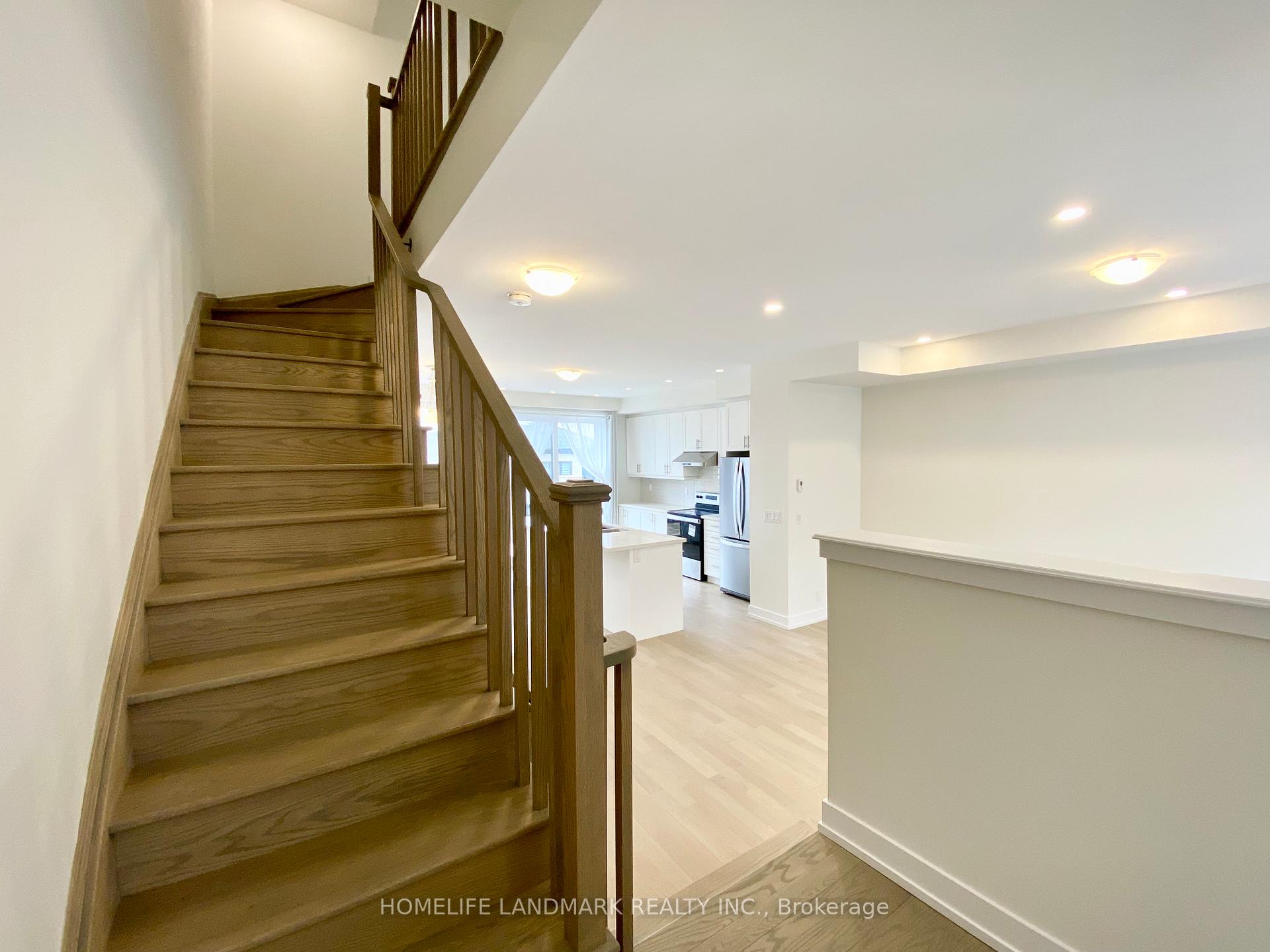 Photo 21 of 27 Guardhouse Crescent, Markham, Angus Glen — HOMEH
