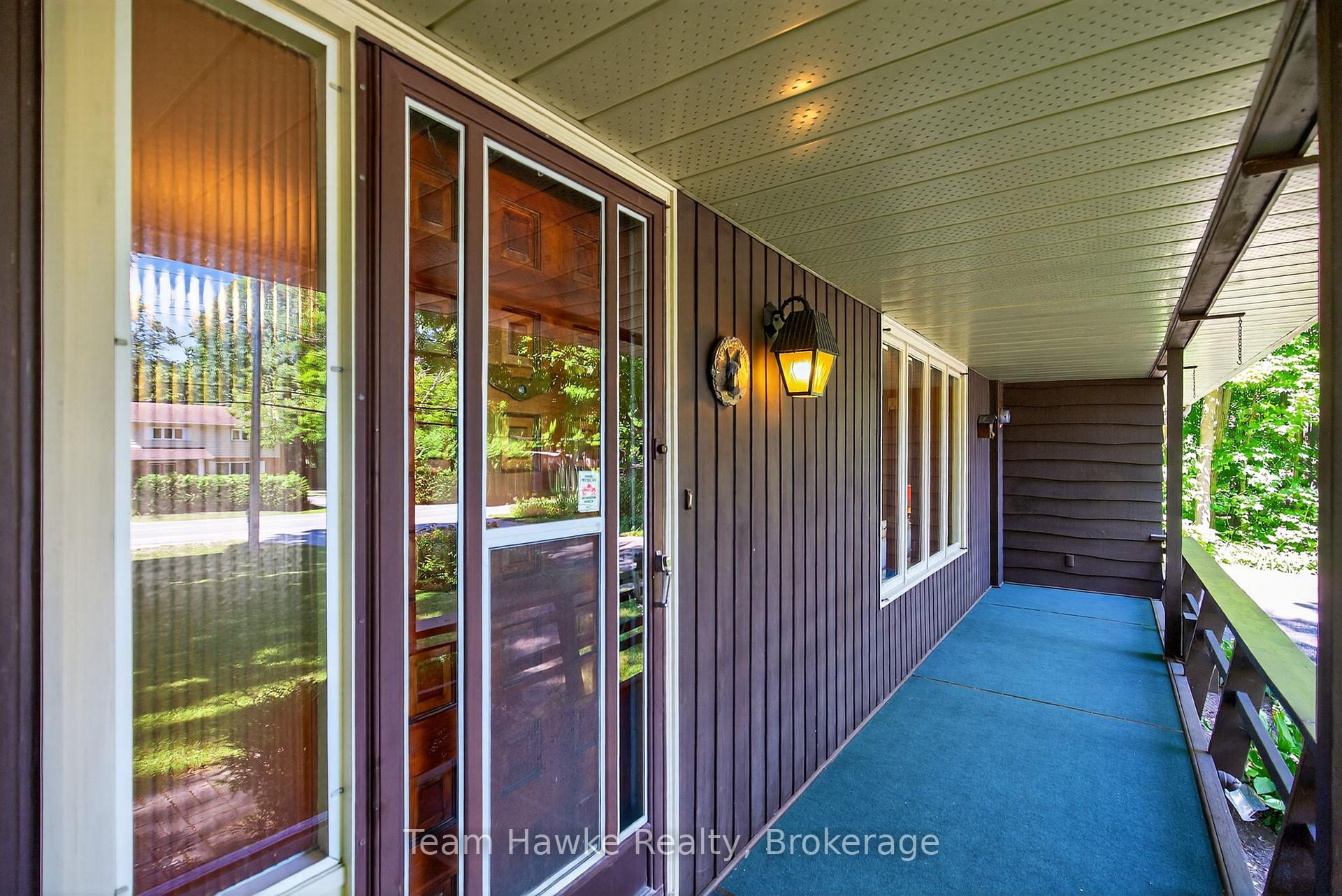 Photo 6 of 926 Midland Point Road, Midland — HOMEH