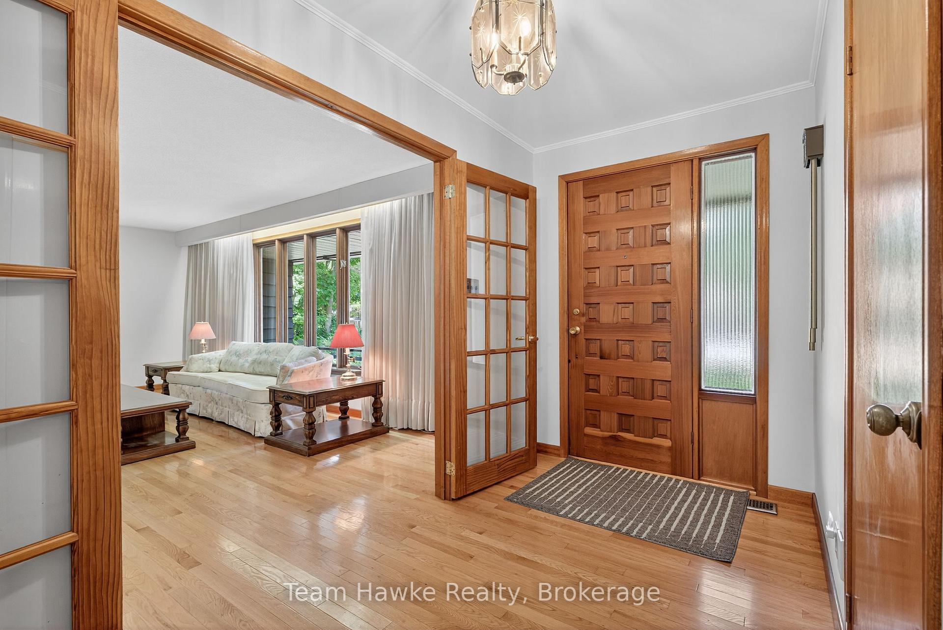 Photo 7 of 926 Midland Point Road, Midland — HOMEH