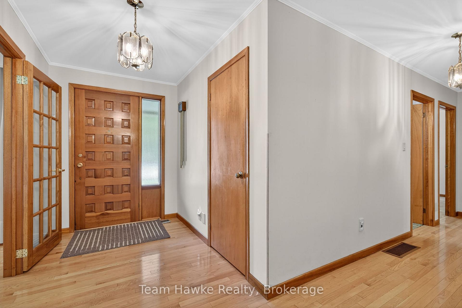 Photo 23 of 926 Midland Point Road, Midland — HOMEH