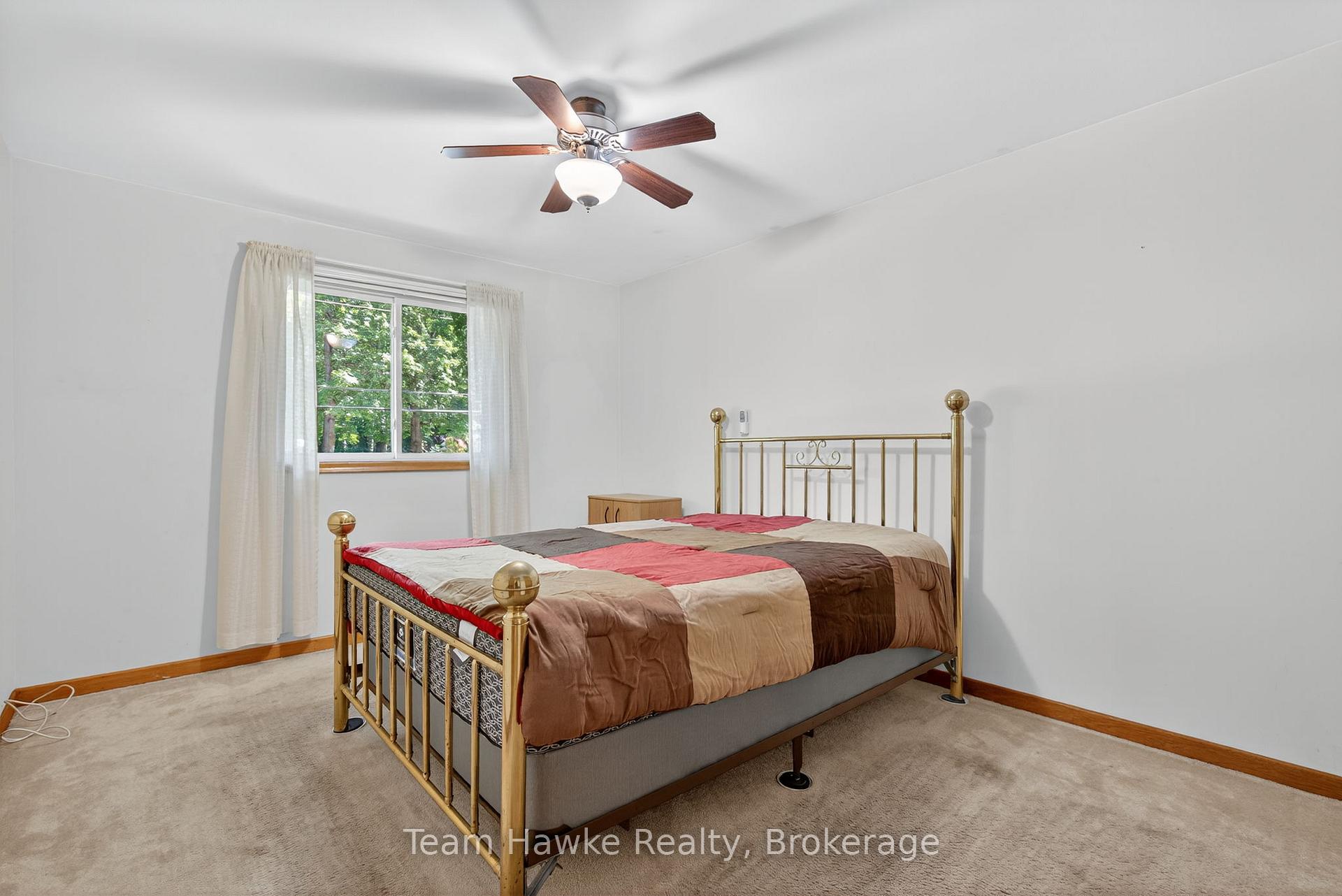 Photo 26 of 926 Midland Point Road, Midland — HOMEH