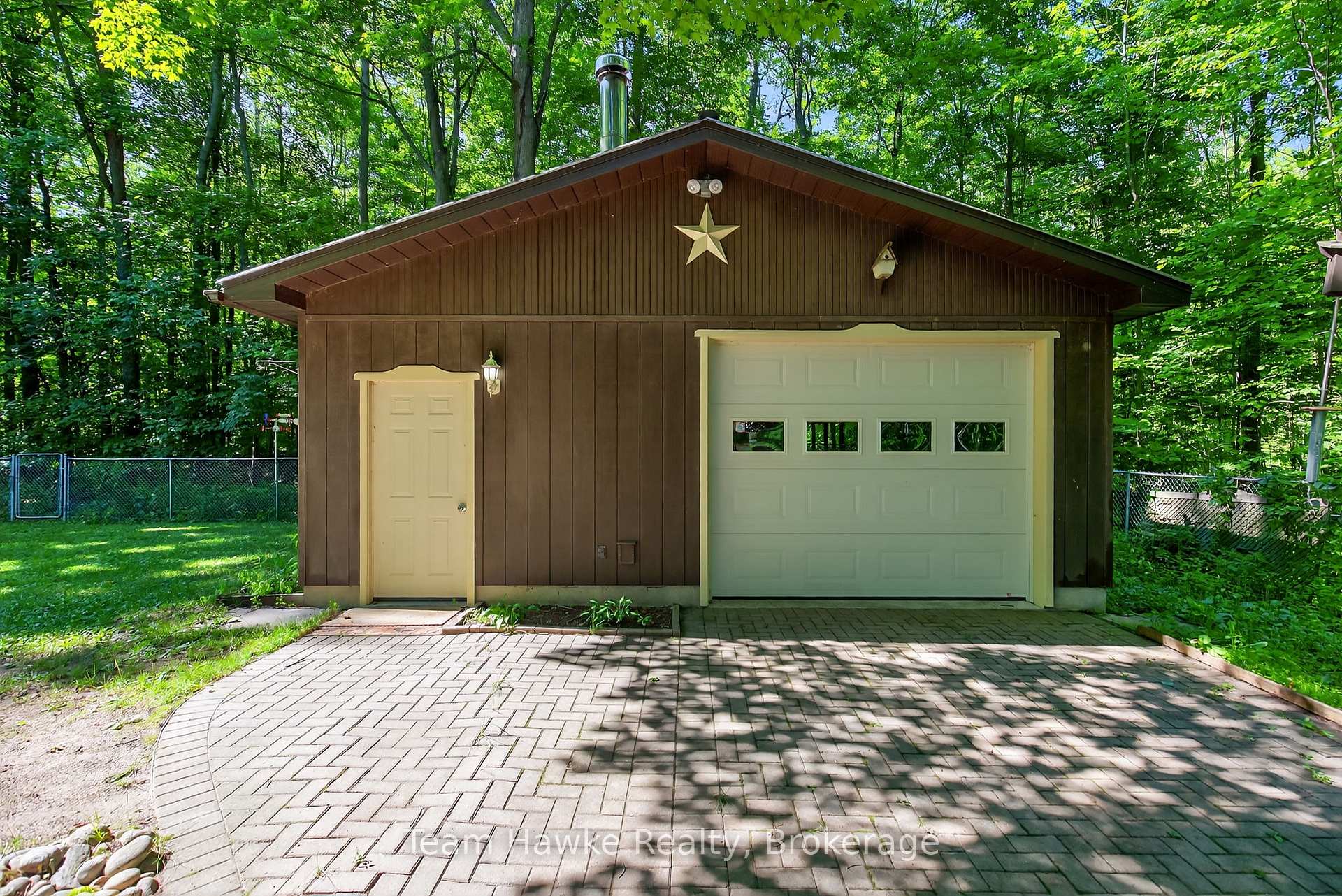 Photo 39 of 926 Midland Point Road, Midland — HOMEH