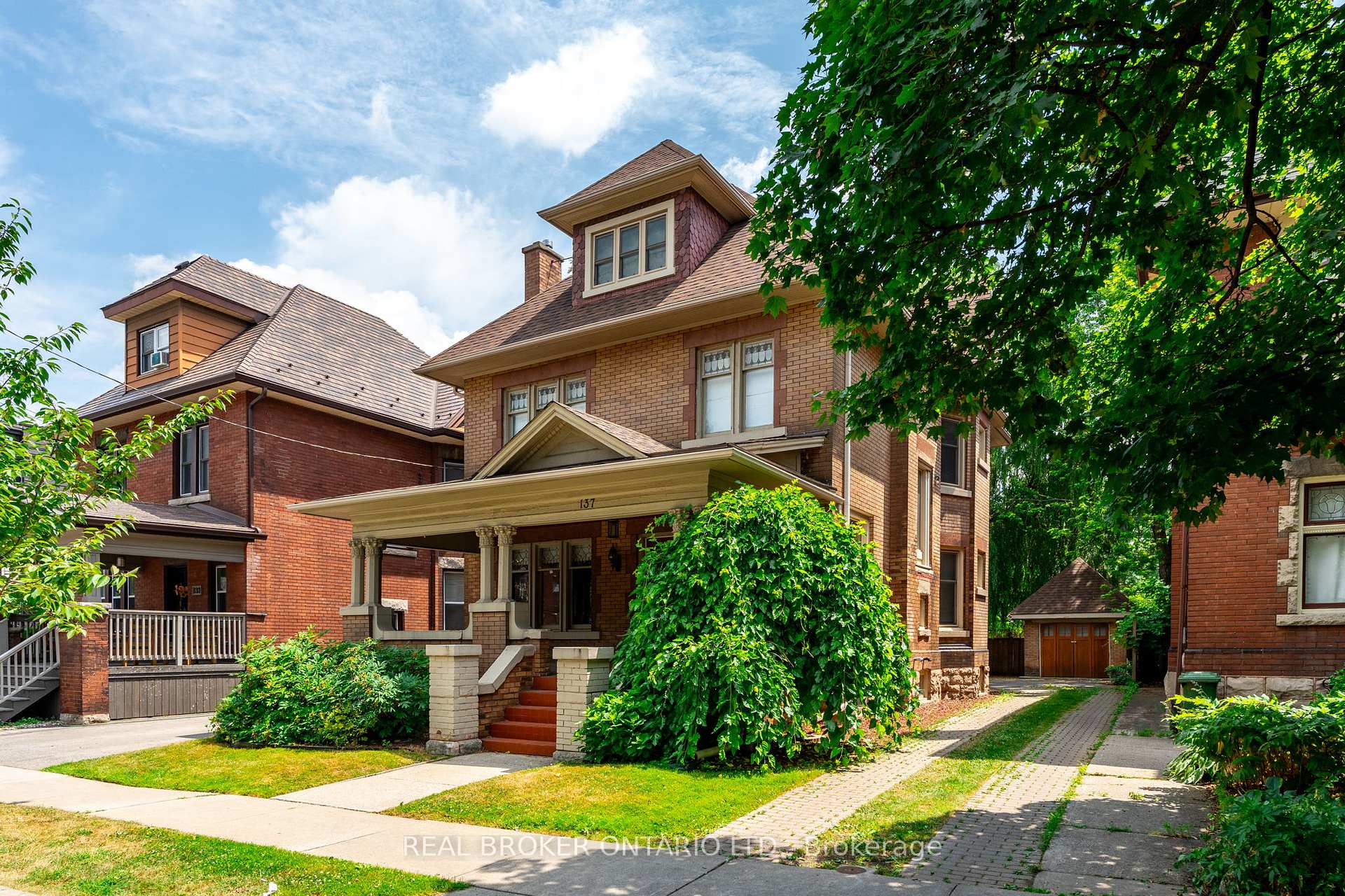 Photo 1 of Unit 4, 137 Sherman Avenue S, Hamilton, Blakeley — HOMEH