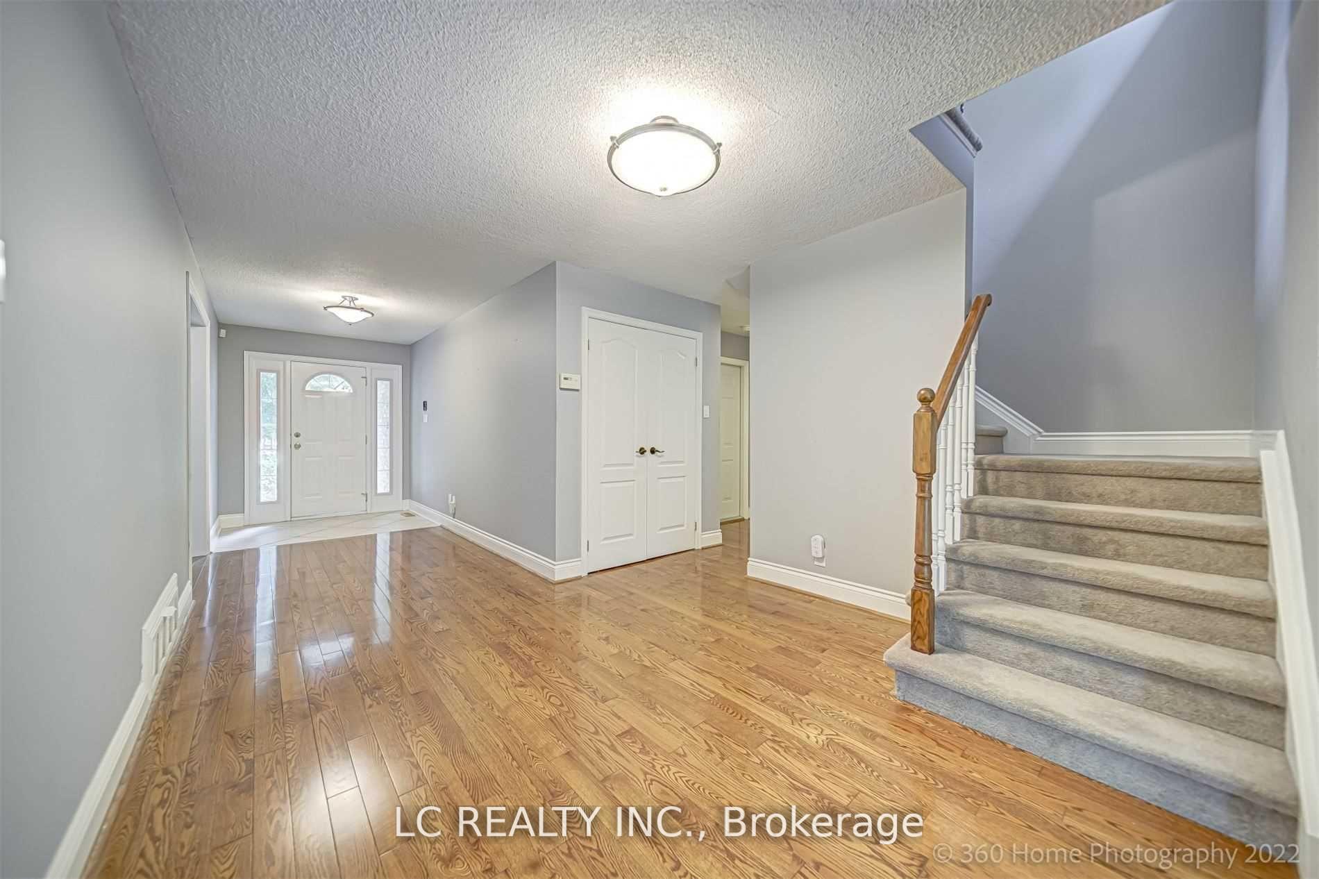Photo 14 of 92 Emmeloord Crescent, Markham, Unionville — HOMEH