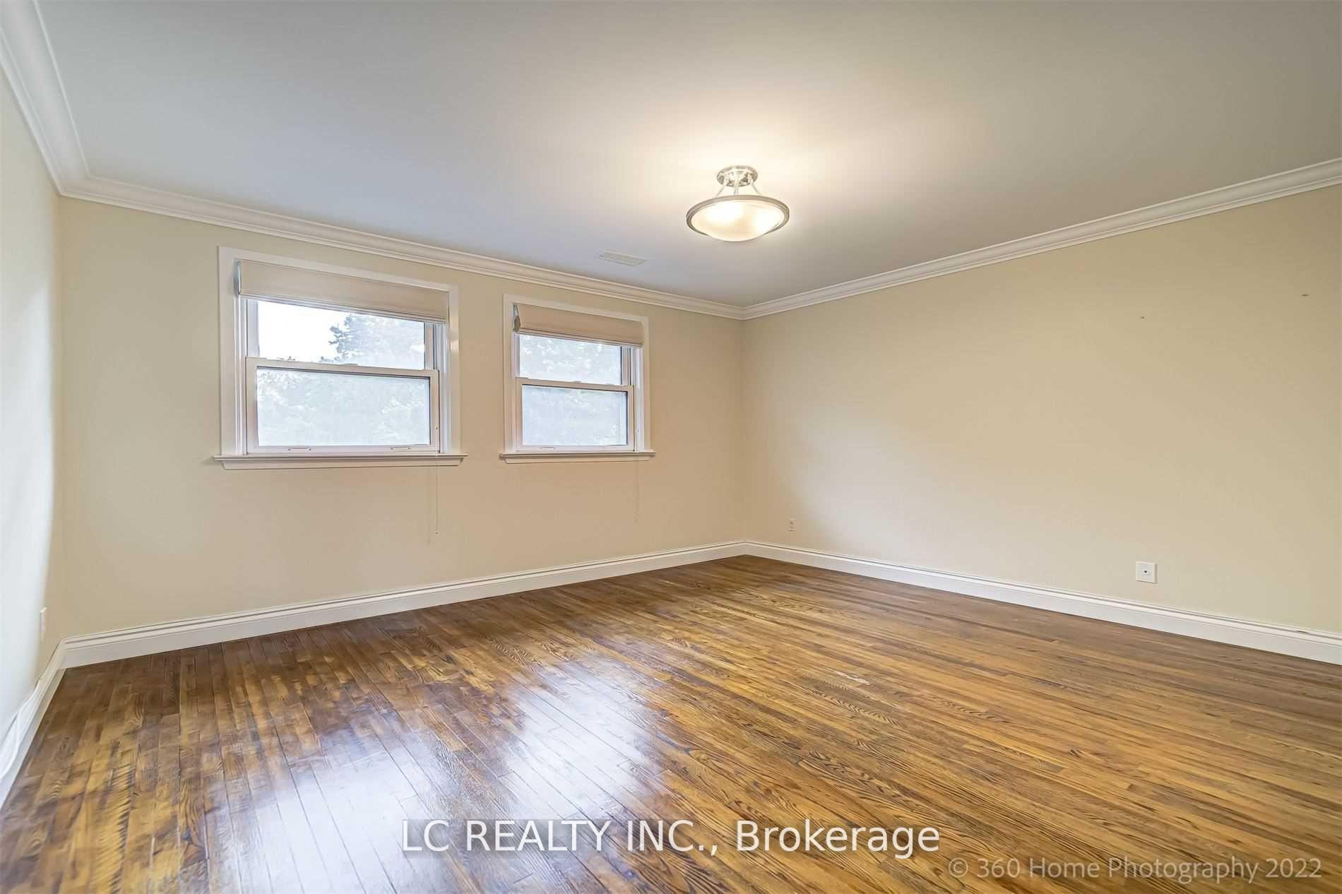 Photo 15 of 92 Emmeloord Crescent, Markham, Unionville — HOMEH