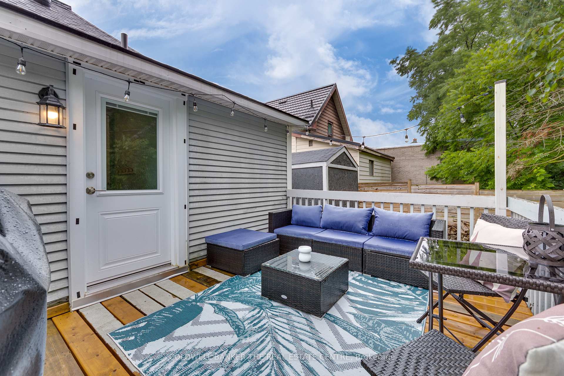 Photo 3 of 374 Yonge Street, Midland — HOMEH