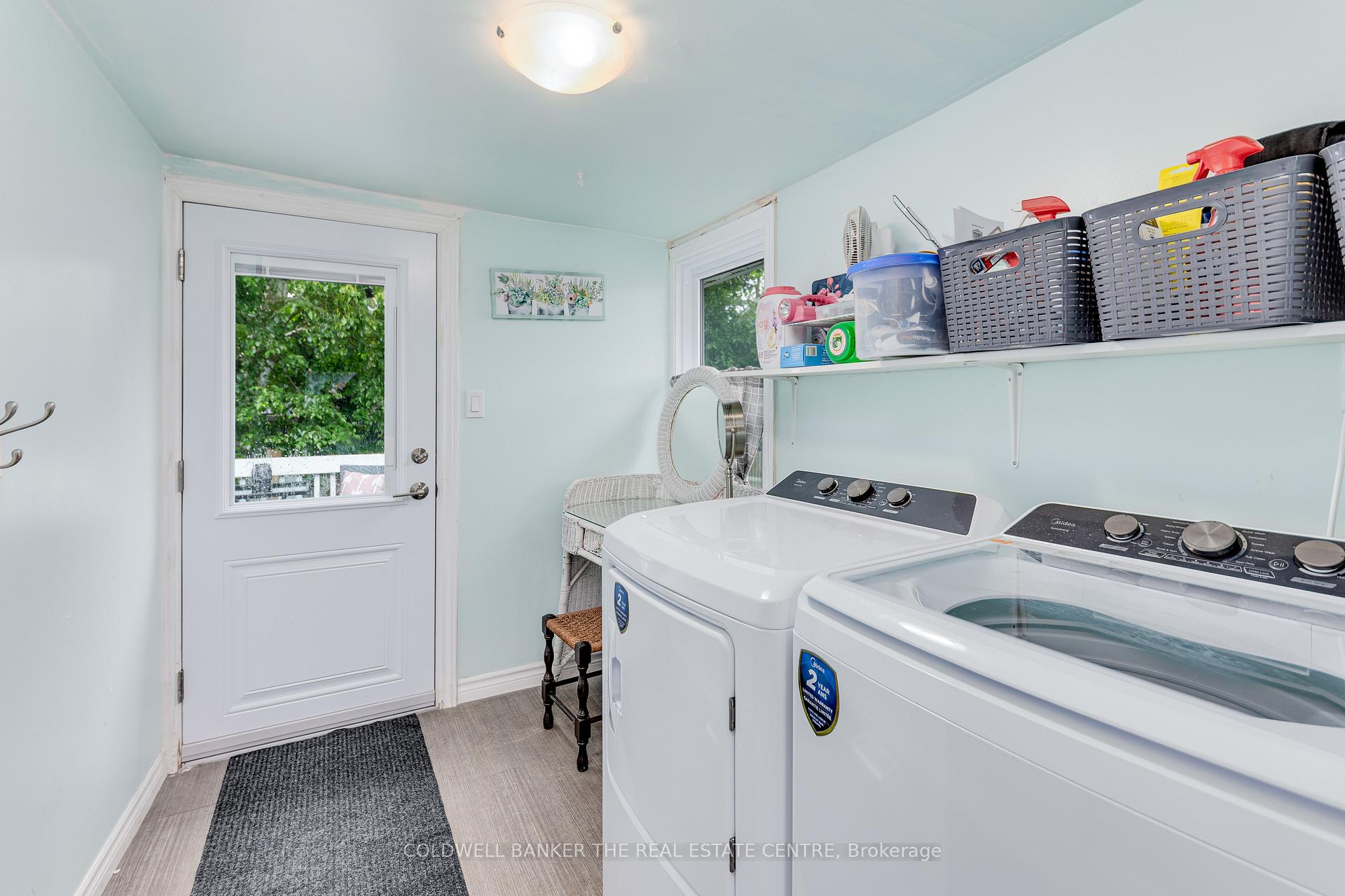 Photo 19 of 374 Yonge Street, Midland — HOMEH