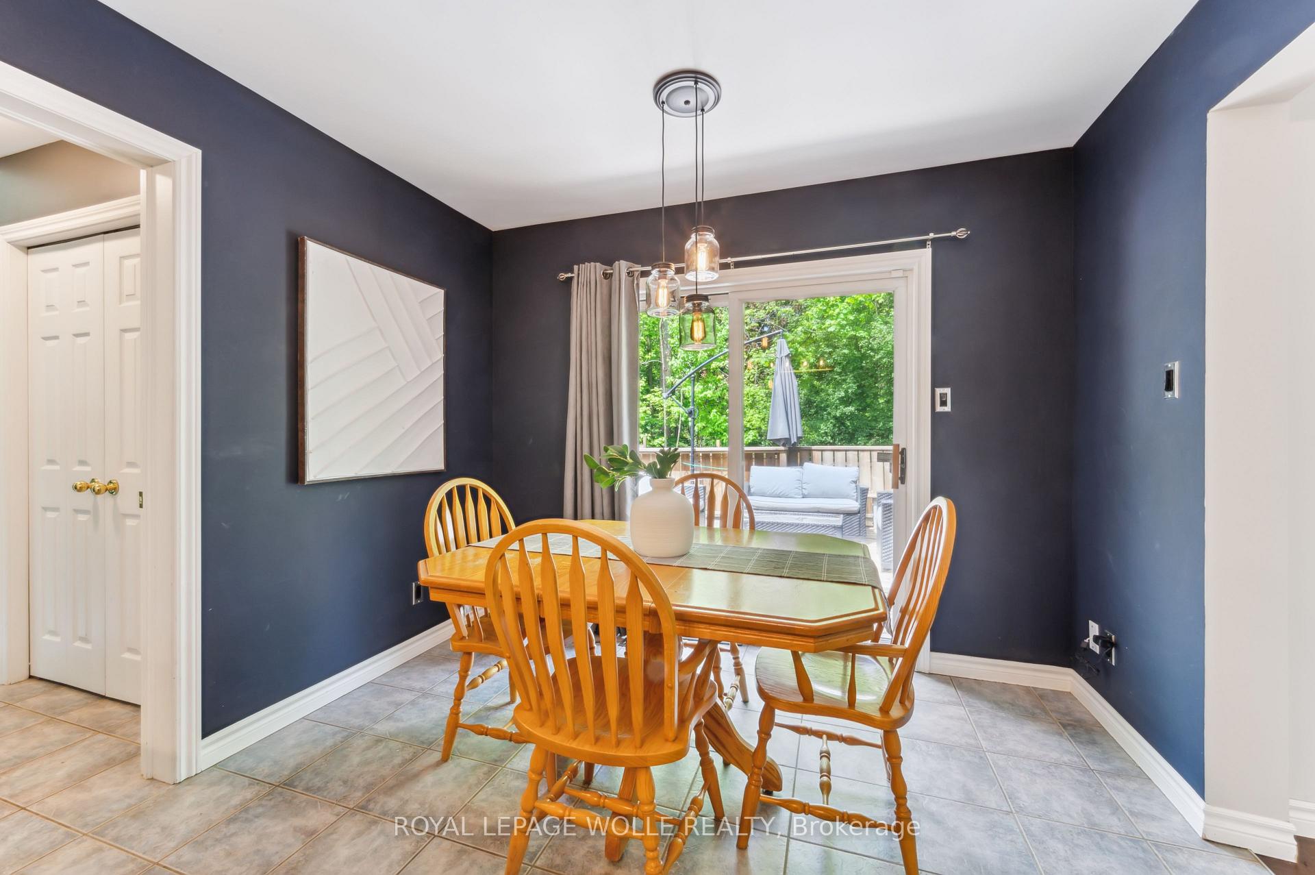Photo 19 of 35 Dayman Court, Kitchener — HOMEH
