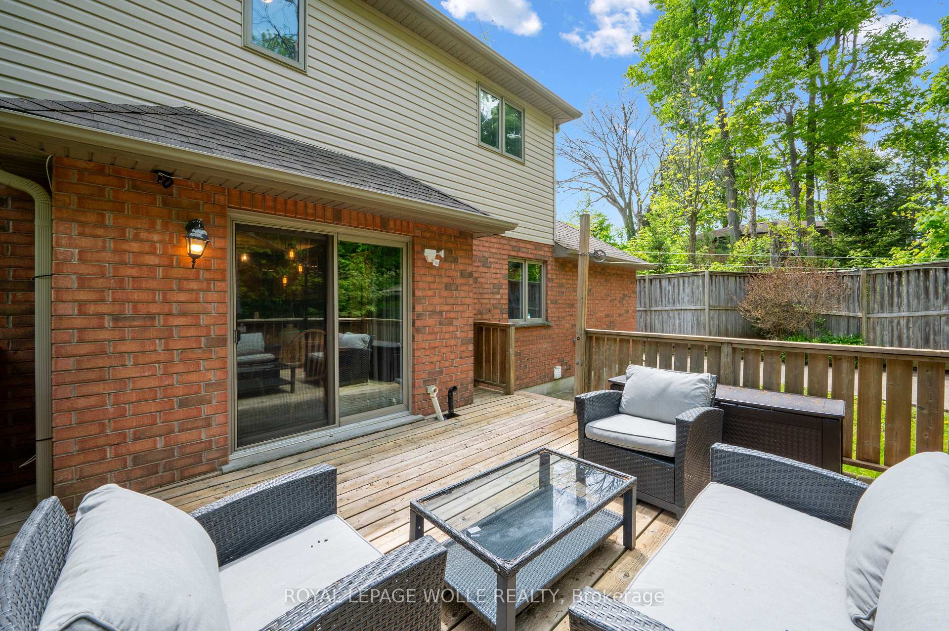Photo 41 of 35 Dayman Court, Kitchener — HOMEH