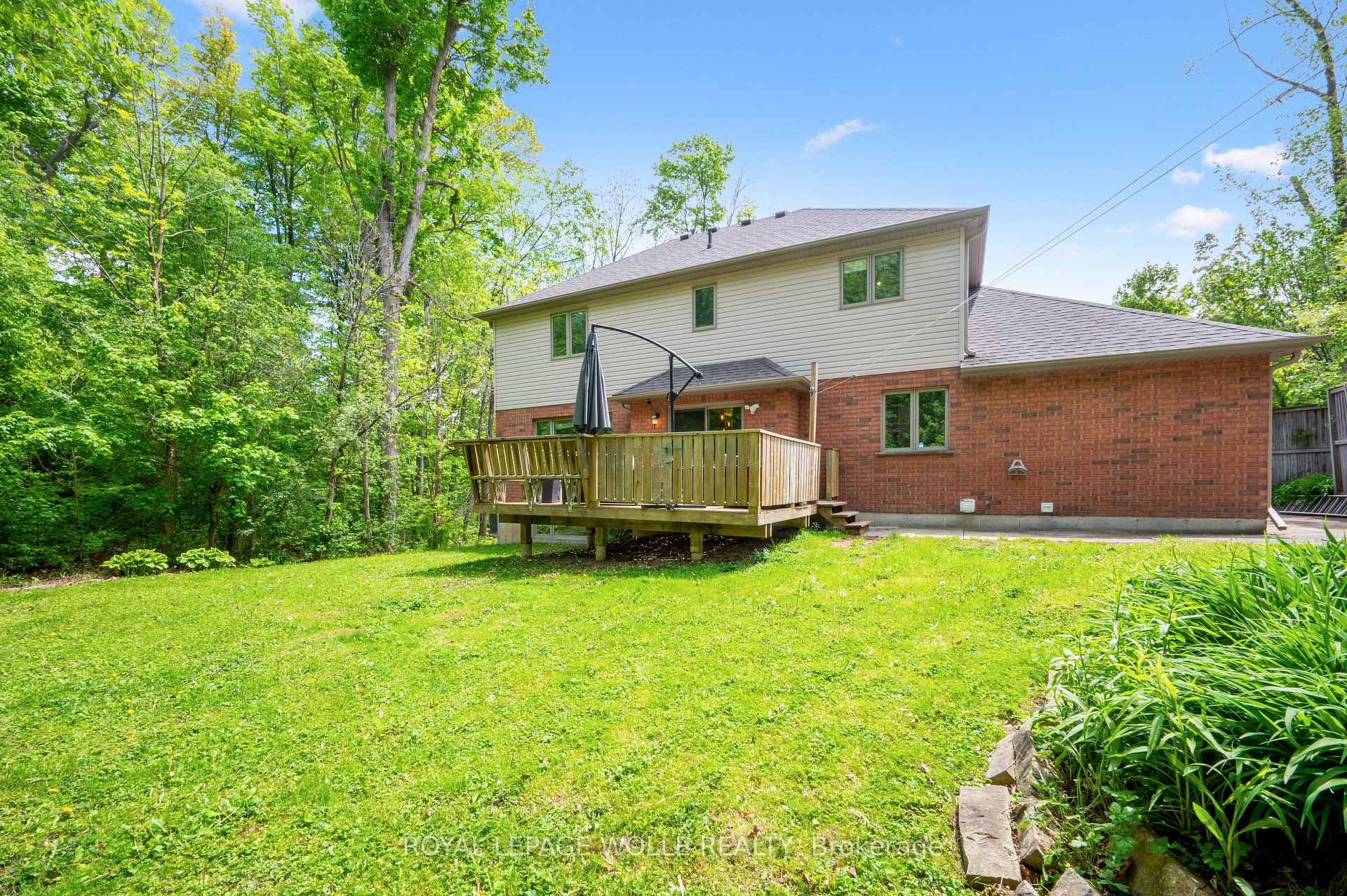 Photo 42 of 35 Dayman Court, Kitchener — HOMEH