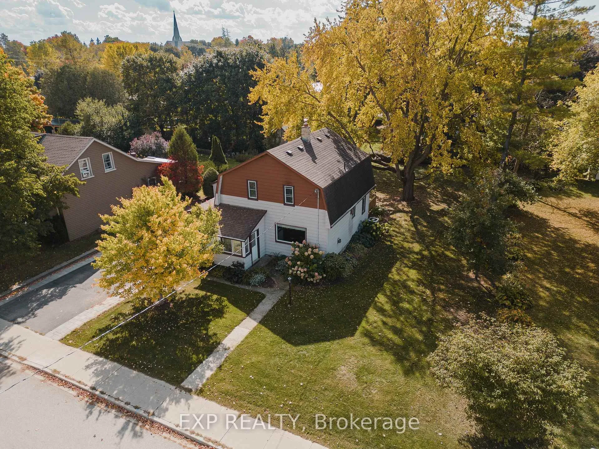 Photo 2 of 78 George Street S, Minto — HOMEH
