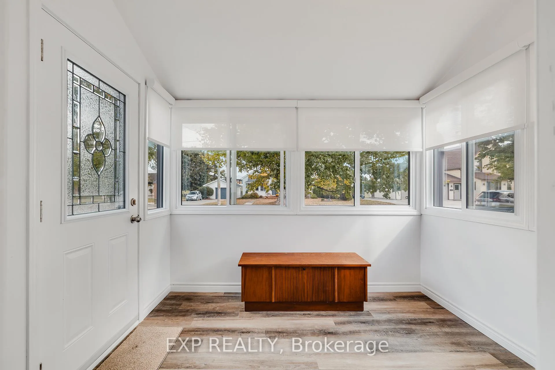 Photo 5 of 78 George Street S, Minto — HOMEH
