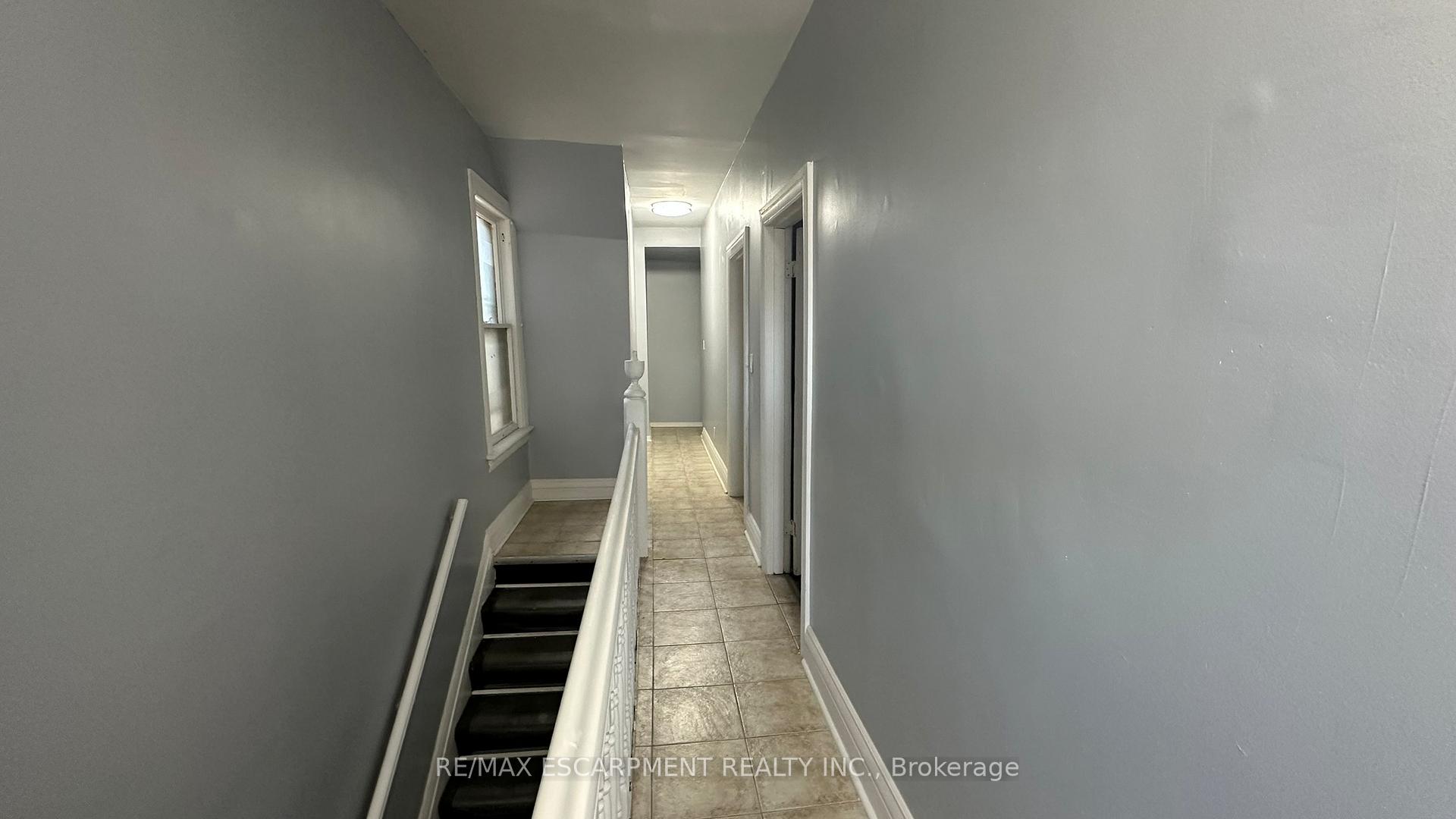 Photo 14 of 4 West Avenue N, Hamilton, Landsdale — HOMEH