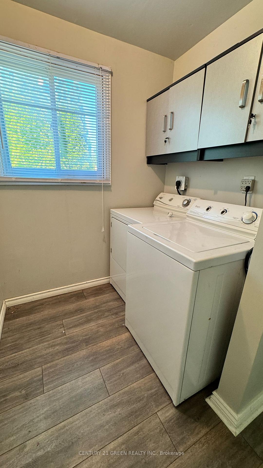 Photo 10 of 46 Windemere Road, Hamilton, Stoney Creek — HOMEH