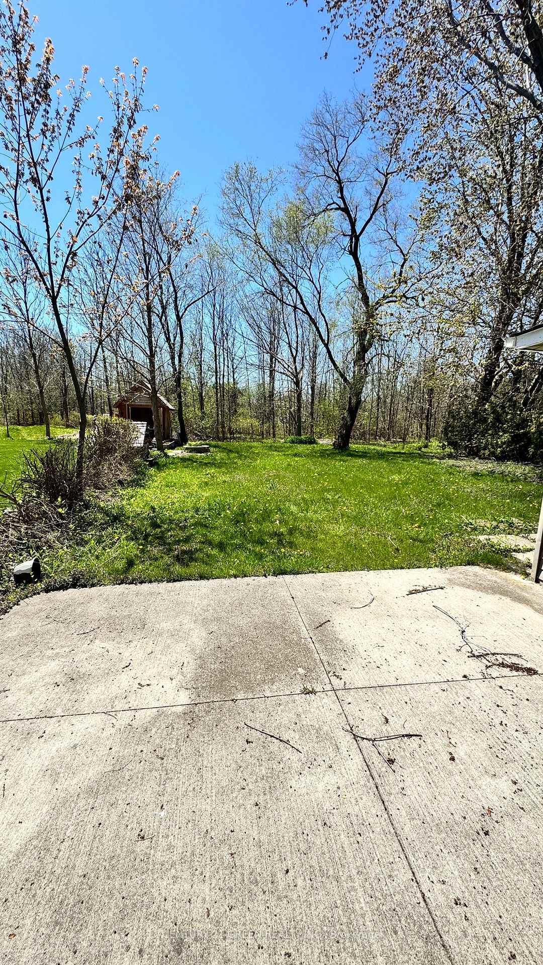 Photo 19 of 46 Windemere Road, Hamilton, Stoney Creek — HOMEH