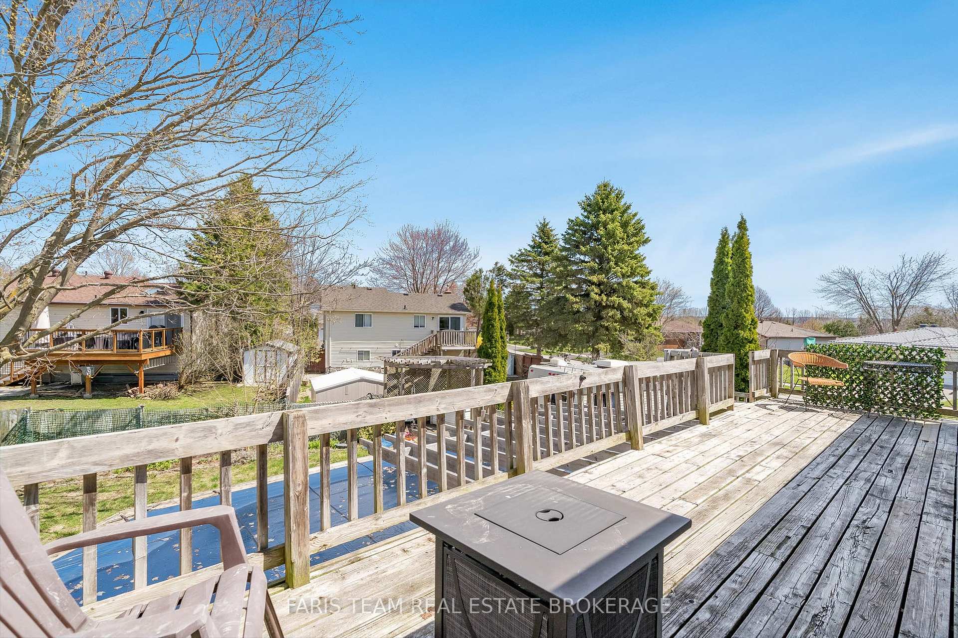 Photo 21 of 671 Algonquin Drive, Midland — HOMEH