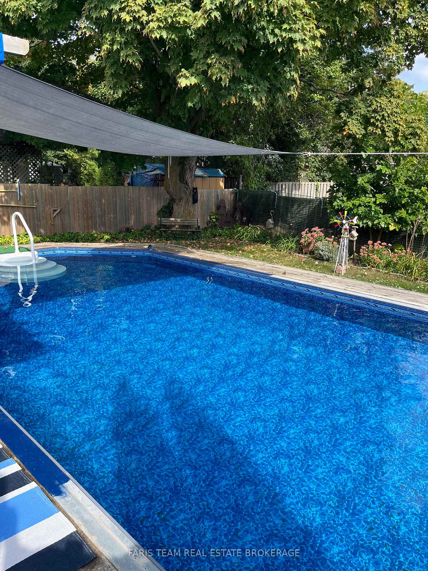 Photo 26 of 671 Algonquin Drive, Midland — HOMEH