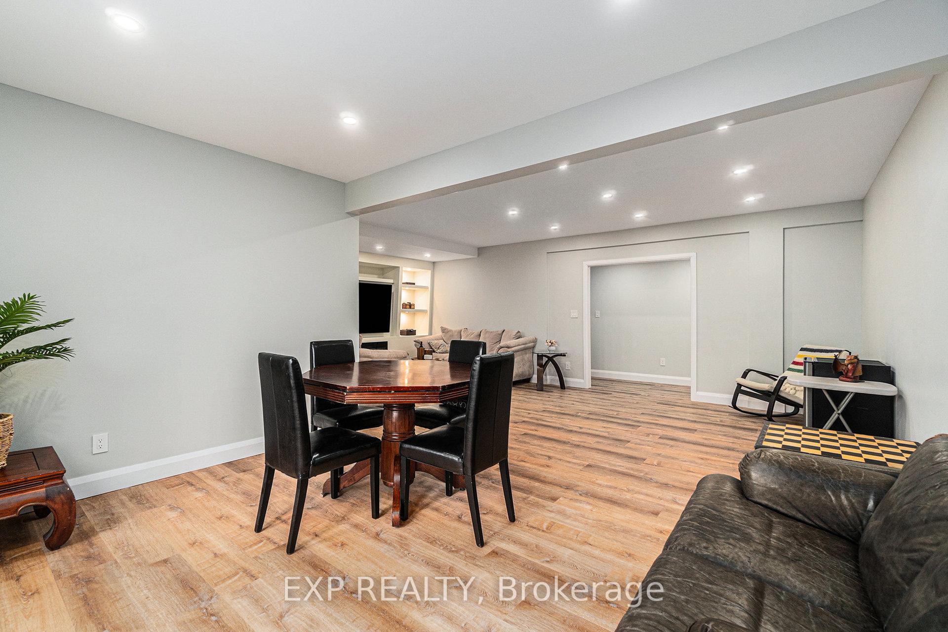 Photo 32 of 21 Constance Lake Road, Ottawa, Kanata - Kanata (North East) — HOMEH