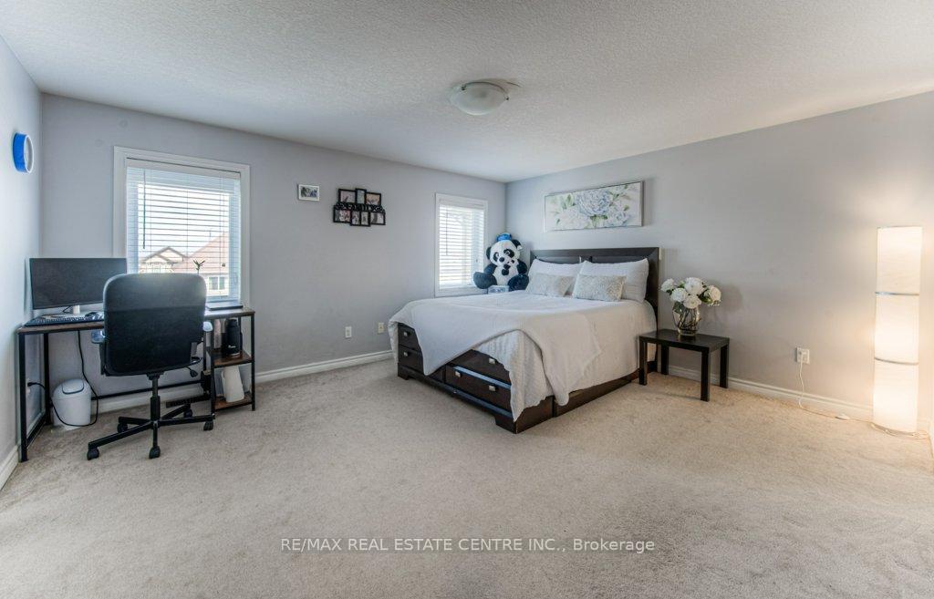 Photo 21 of 950 Pebblecreek Court, Kitchener — HOMEH