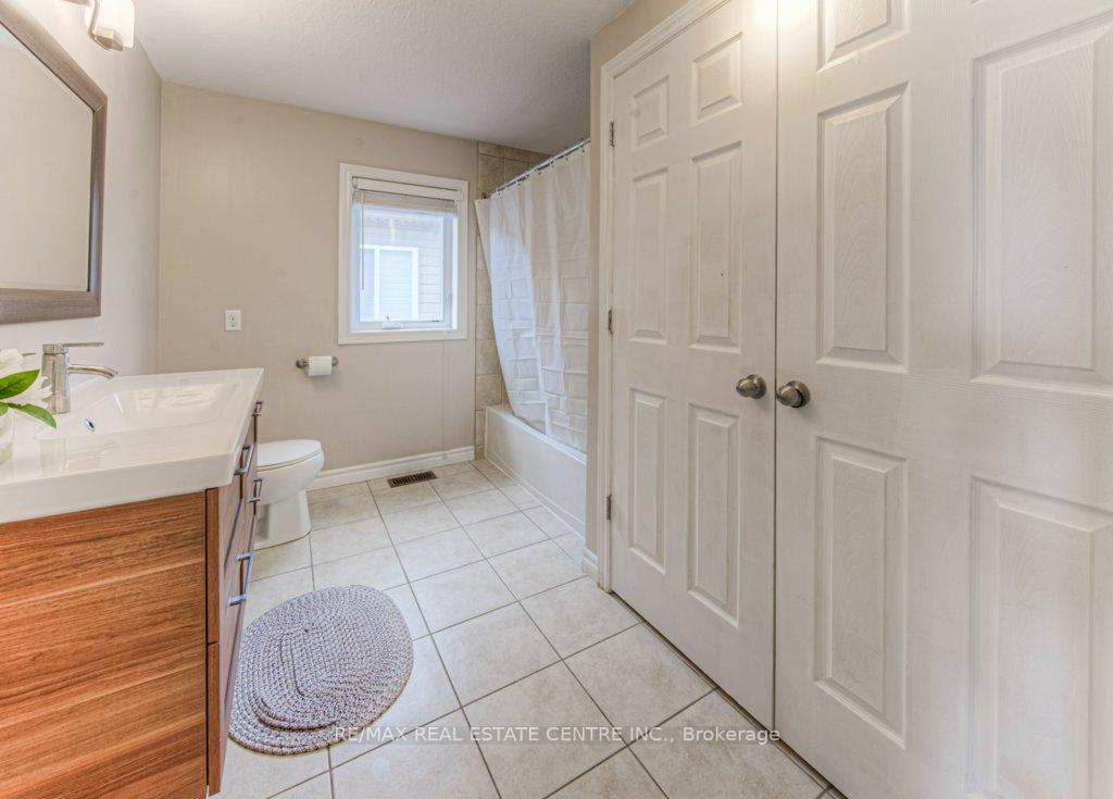 Photo 26 of 950 Pebblecreek Court, Kitchener — HOMEH
