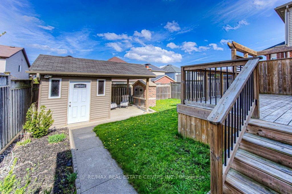 Photo 38 of 950 Pebblecreek Court, Kitchener — HOMEH