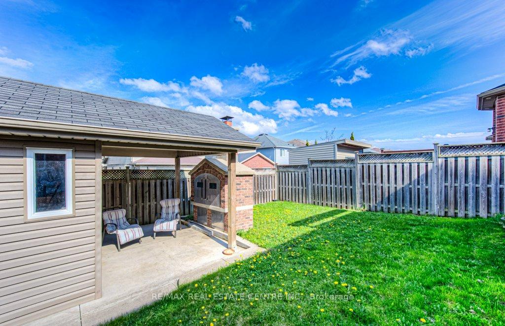 Photo 39 of 950 Pebblecreek Court, Kitchener — HOMEH