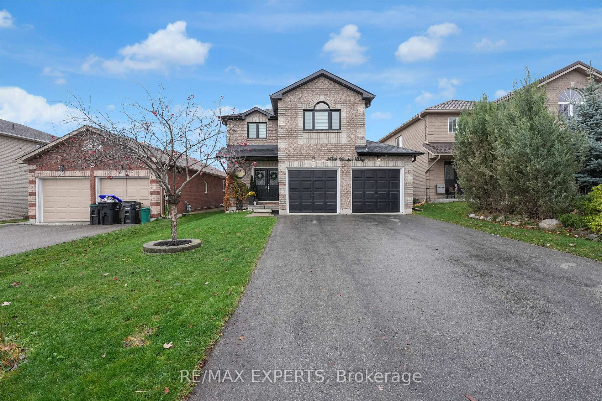 Photo 2 of 1494 Rankin Way, Innisfil, Alcona — HOMEH