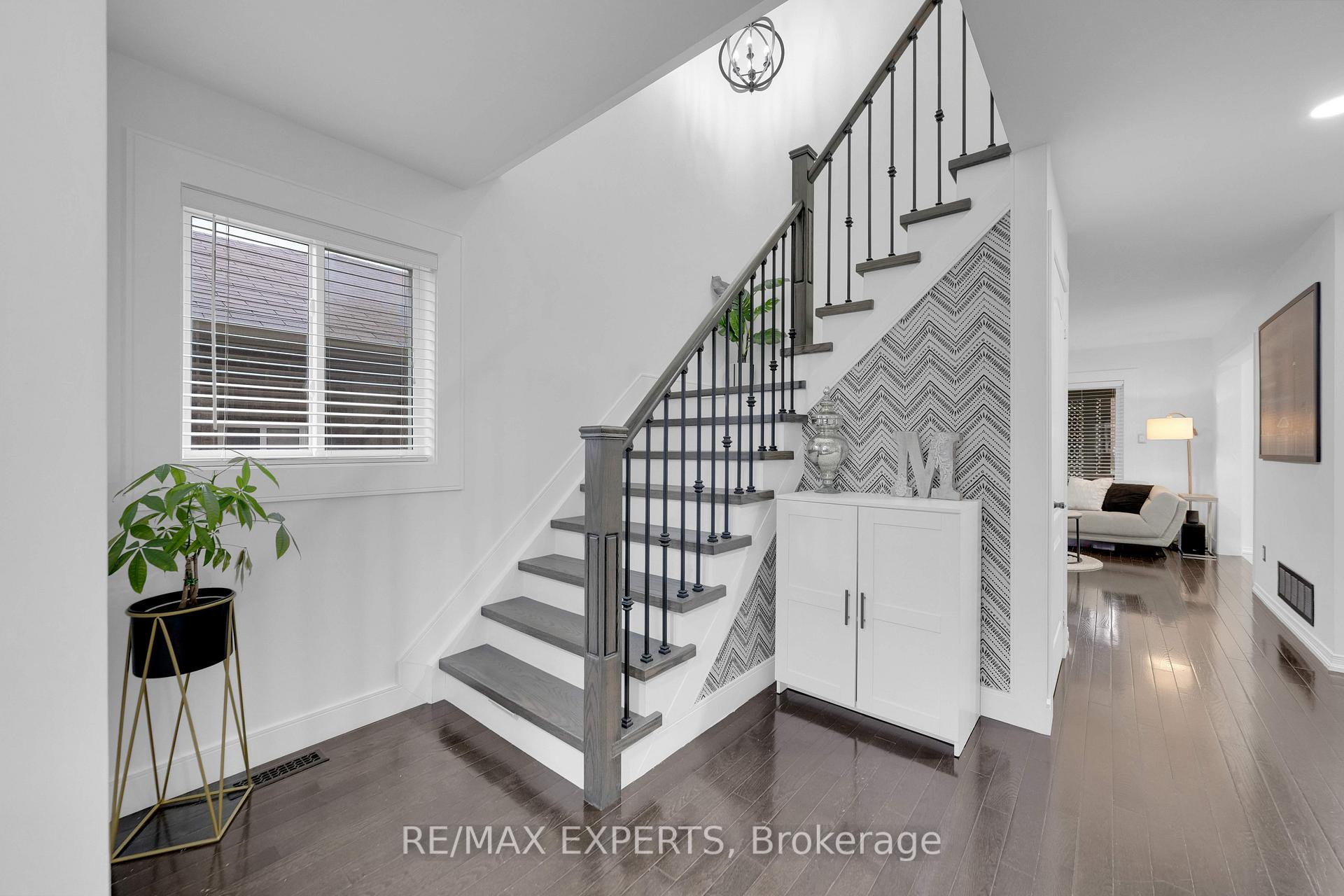 Photo 7 of 1494 Rankin Way, Innisfil, Alcona — HOMEH