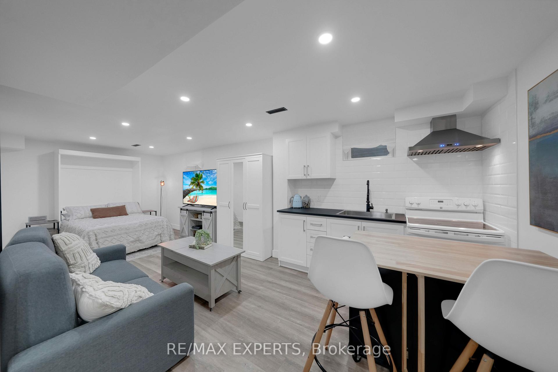 Photo 25 of 1494 Rankin Way, Innisfil, Alcona — HOMEH