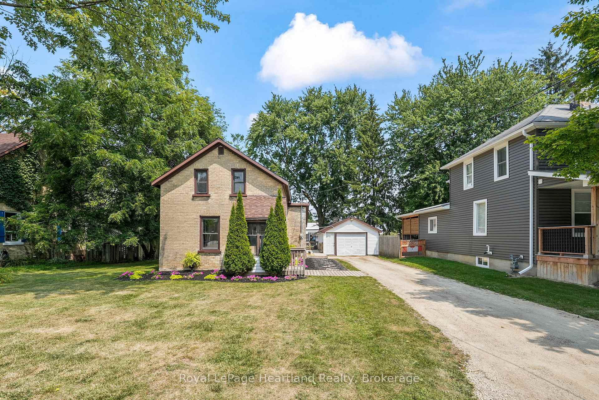 Photo 5 of 67 Robertson Street, Minto — HOMEH