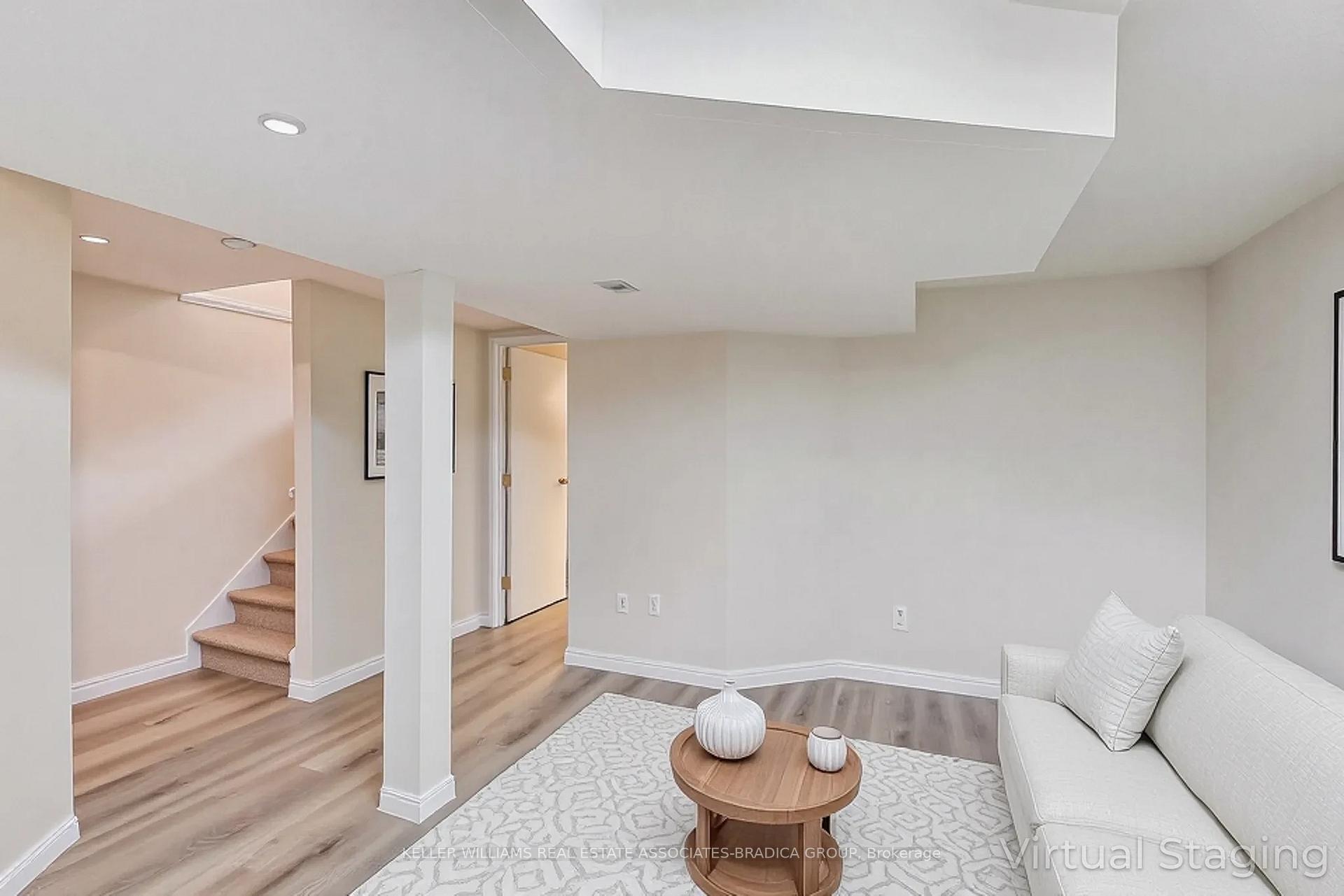 Photo 5 of 22 Lucerne Drive, Kitchener, Alpine — HOMEH