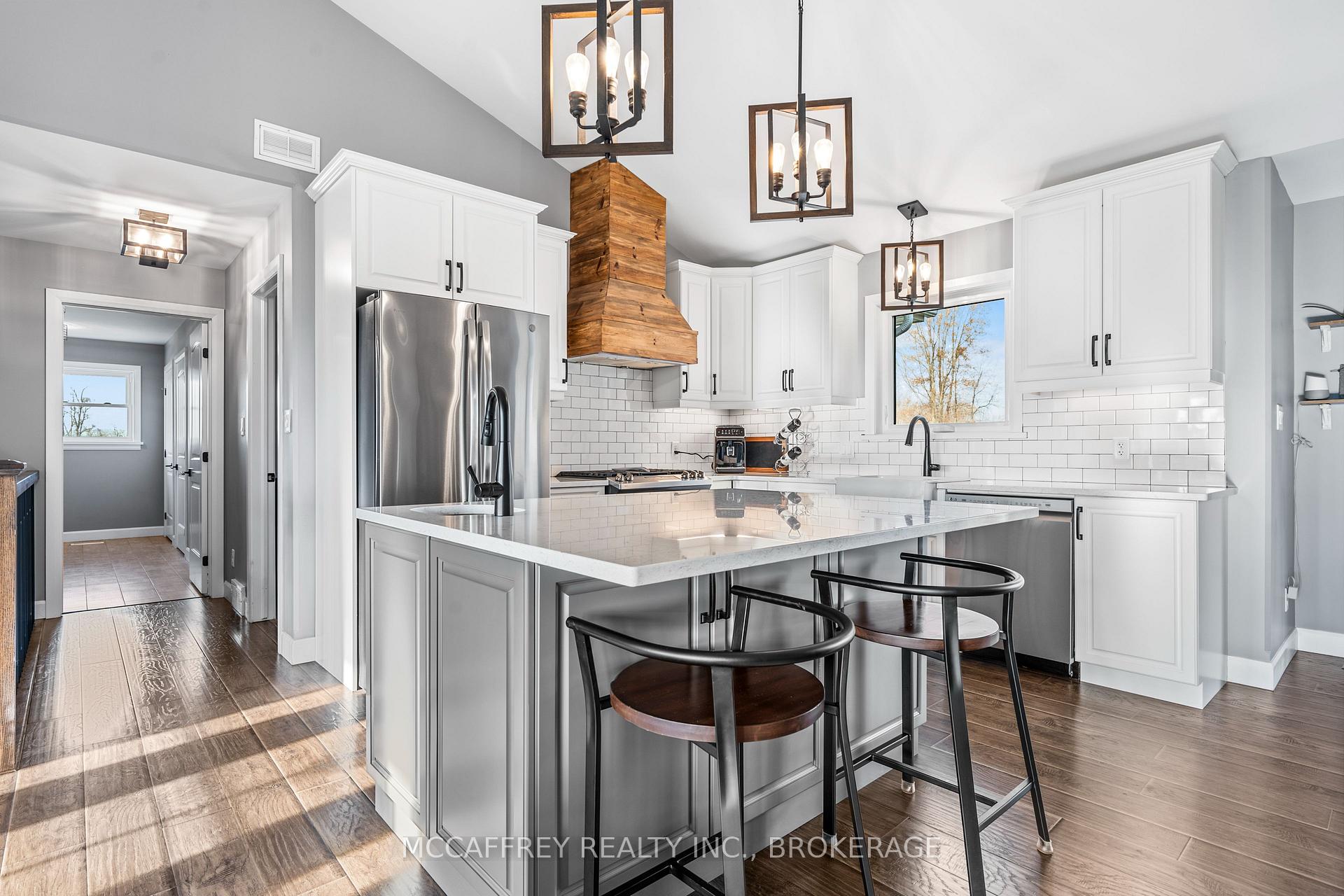 Photo 12 of 1587 Switzerville Road, Loyalist, Lennox and Addington - South — HOMEH