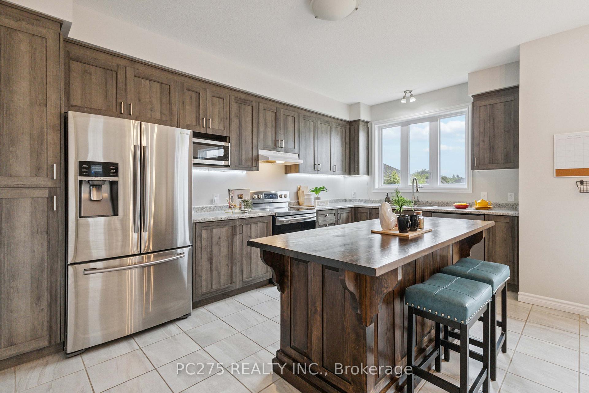 Photo 16 of 170 Queen Street, Middlesex Centre, Komoka — HOMEH