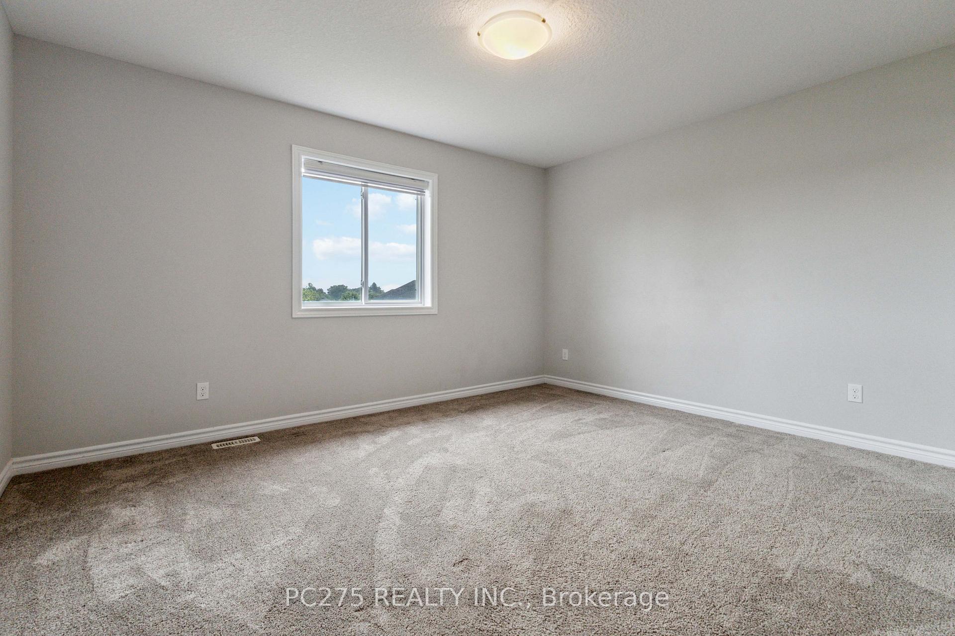 Photo 22 of 170 Queen Street, Middlesex Centre, Komoka — HOMEH