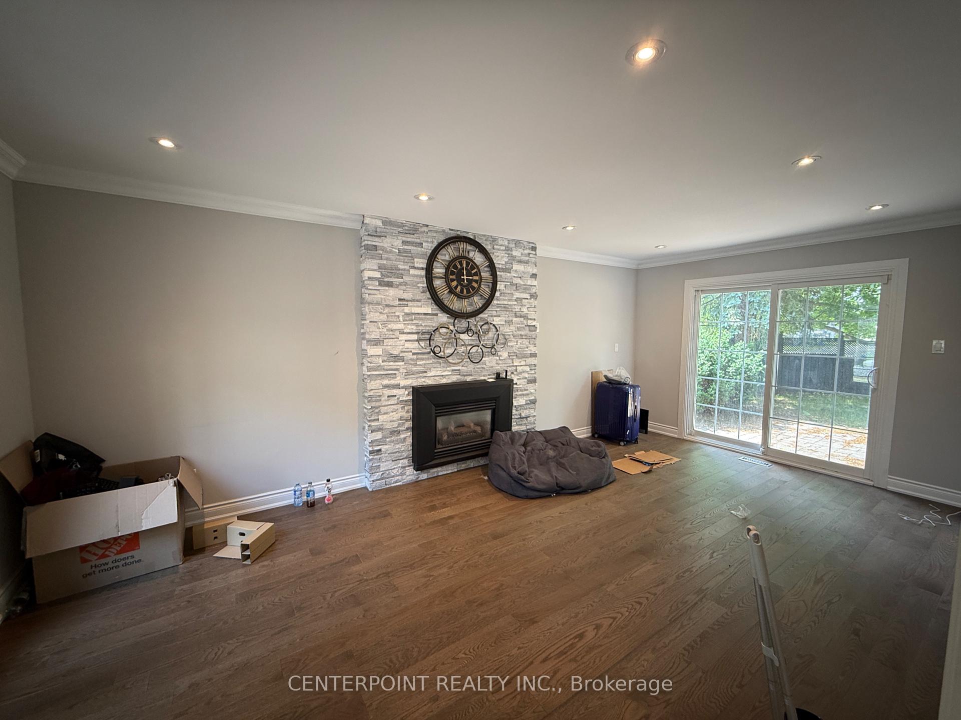 Photo 5 of 1 Rae Crescent, Markham, Unionville — HOMEH